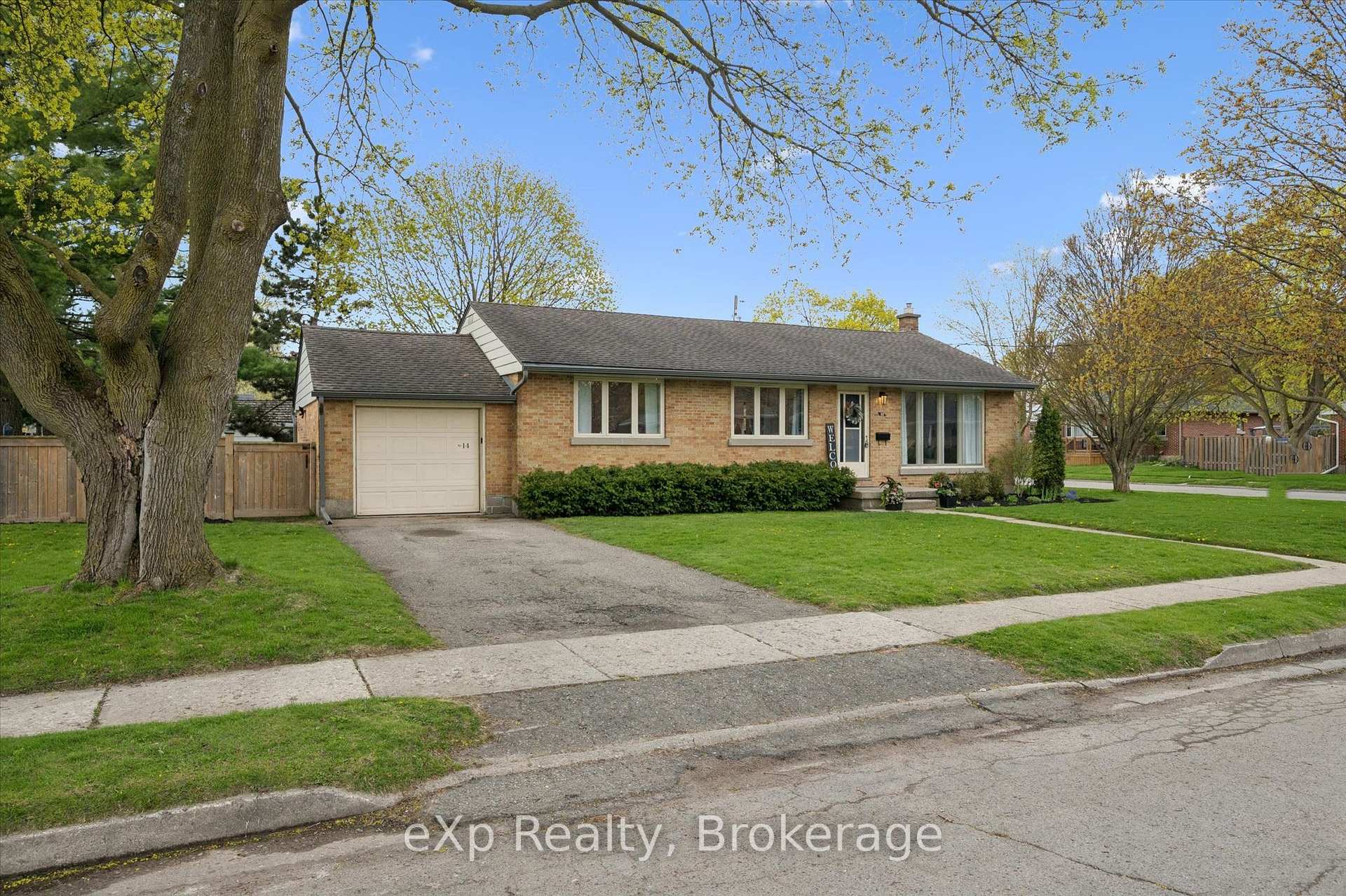 Front of 14 Glenwood Avenue