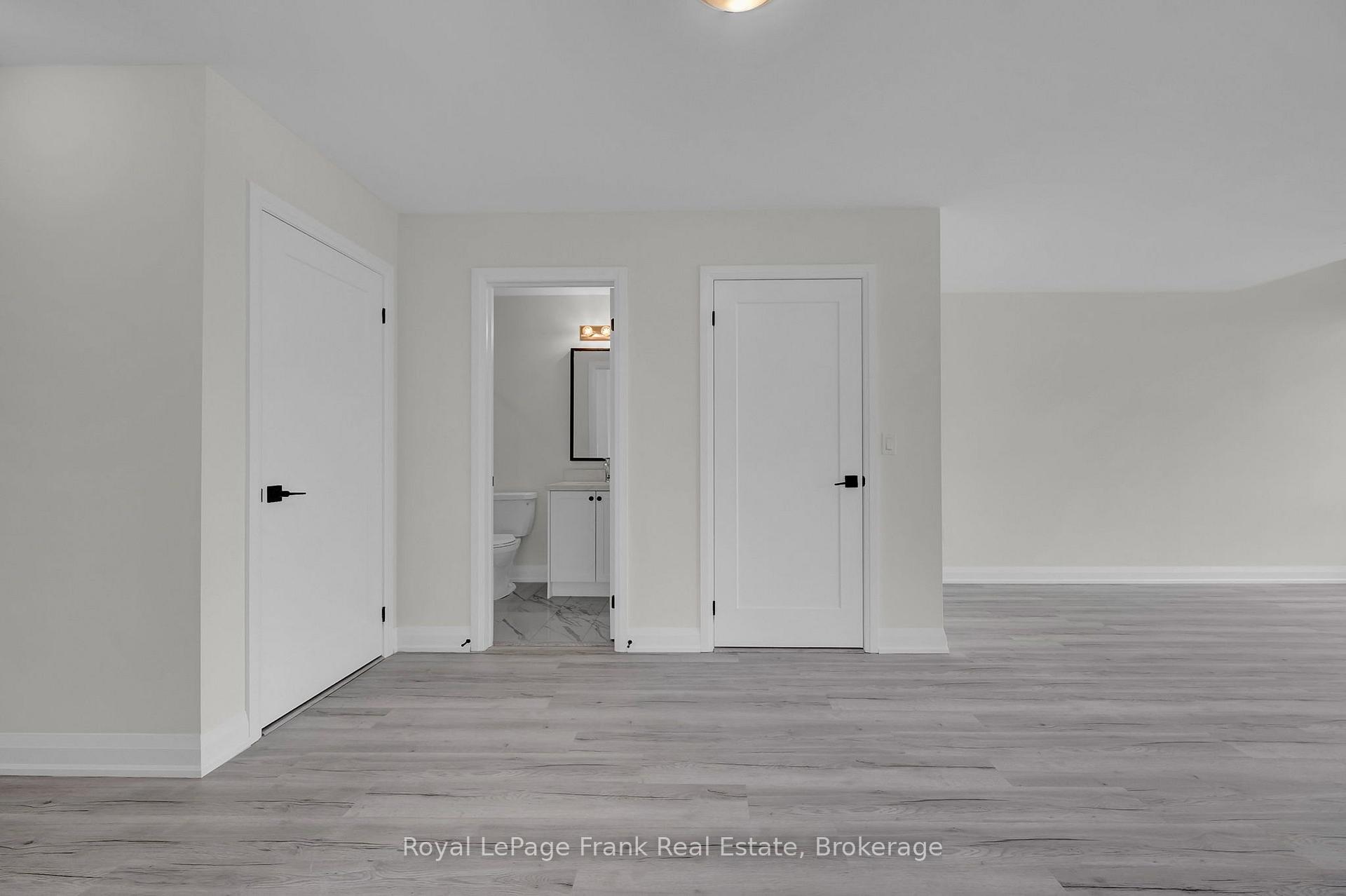 Photo 15 of 321 Anderson Avenue, Oshawa, McLaughlin — HOMEH