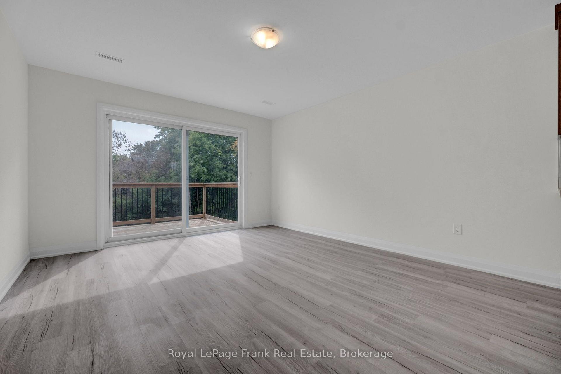 Photo 26 of 321 Anderson Avenue, Oshawa, McLaughlin — HOMEH
