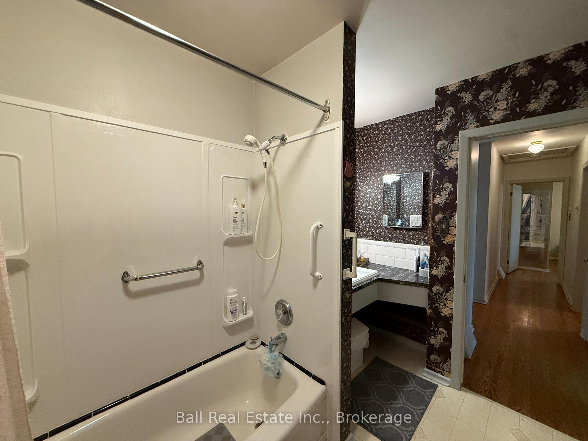Photo 27 of 86 Albert Street, Selwyn — HOMEH