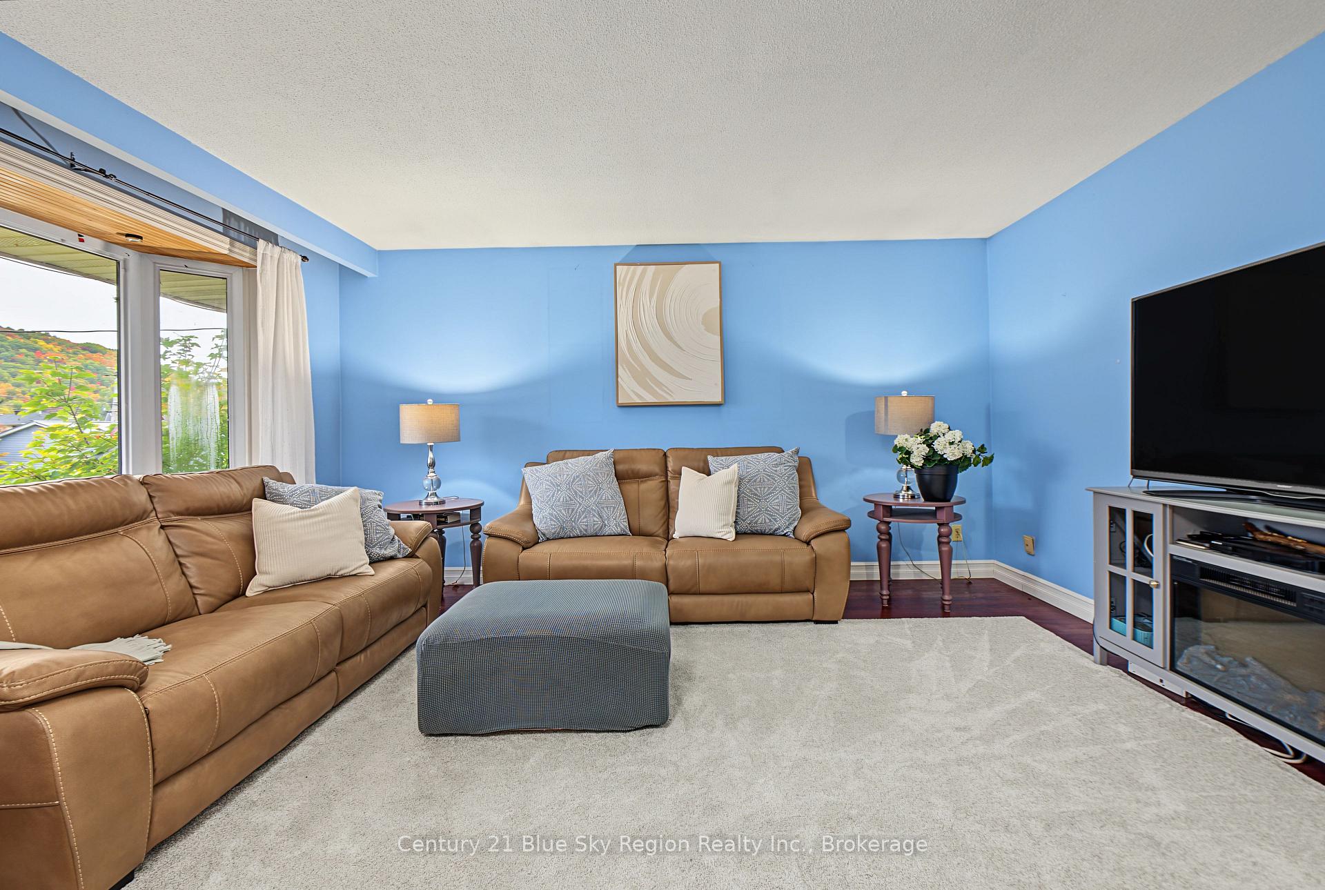 Photo 19 of 267 Barber Avenue, North Bay, Birchaven — HOMEH
