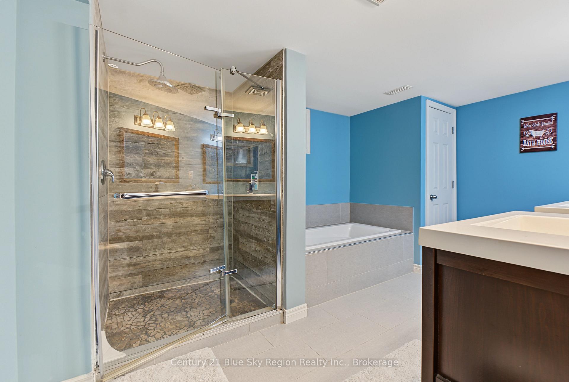 Photo 61 of 267 Barber Avenue, North Bay, Birchaven — HOMEH
