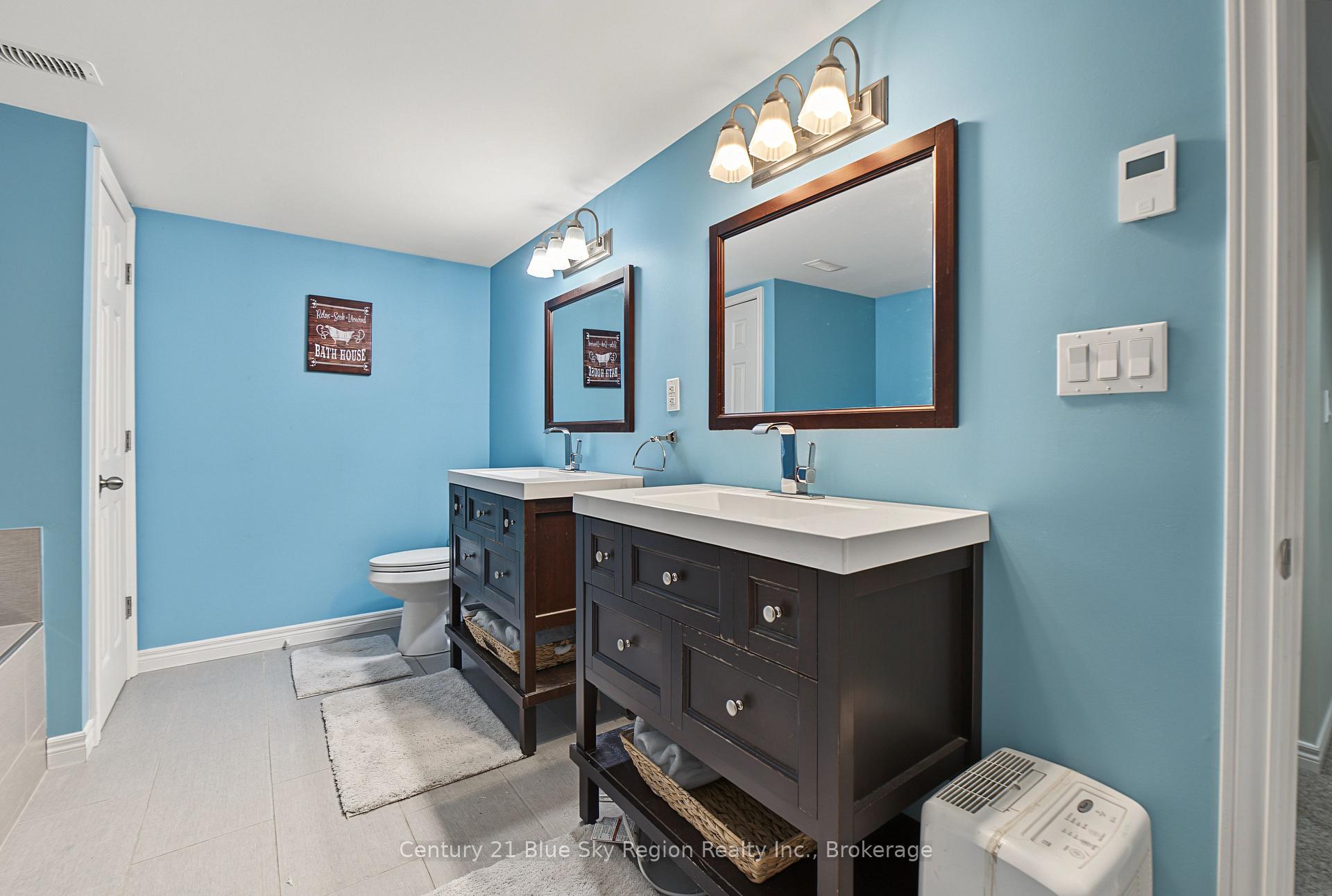 Photo 63 of 267 Barber Avenue, North Bay, Birchaven — HOMEH