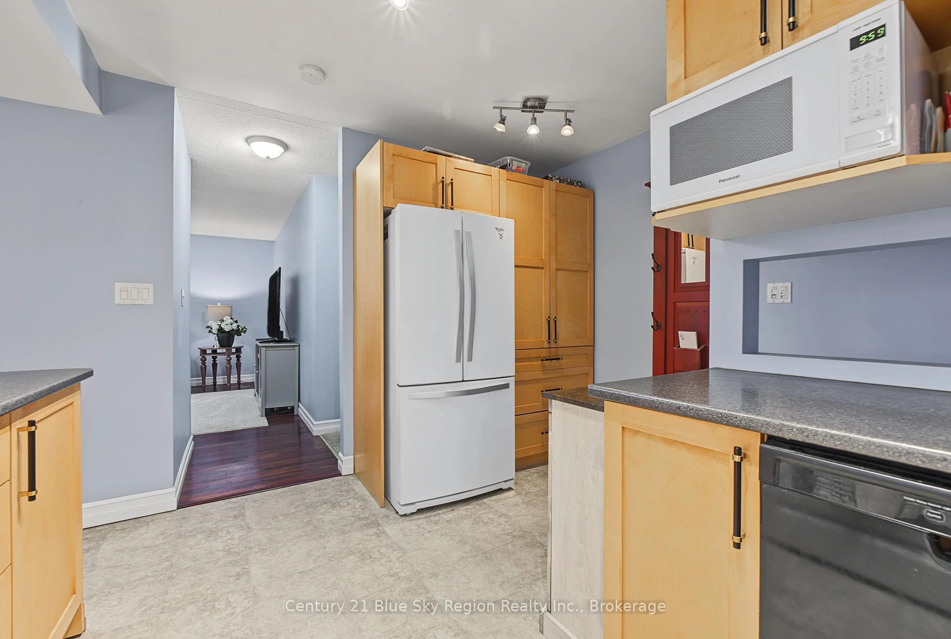 Photo 20 of 267 Barber Avenue, North Bay, Birchaven — HOMEH