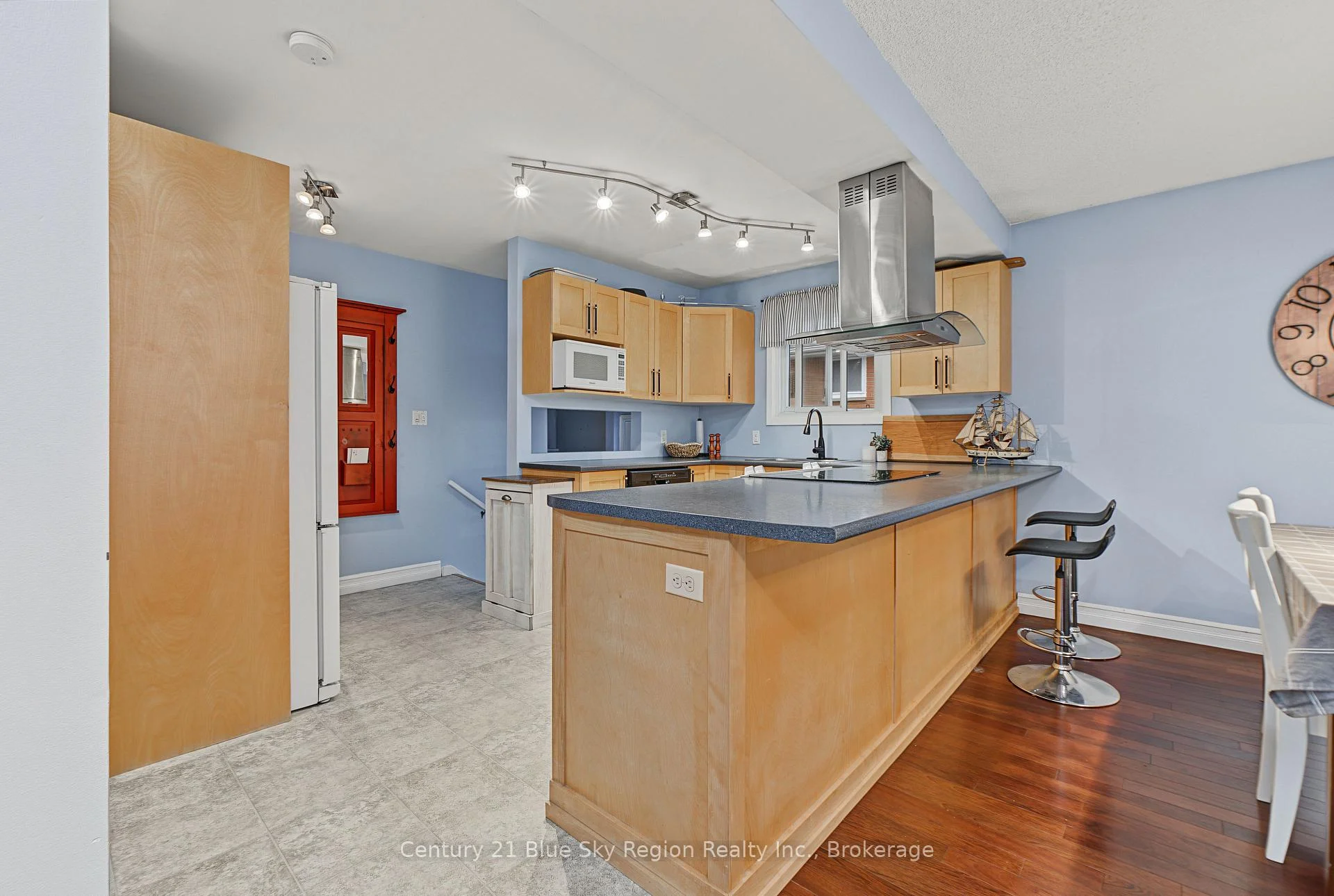 Photo 42 of 267 Barber Avenue, North Bay, Birchaven — HOMEH