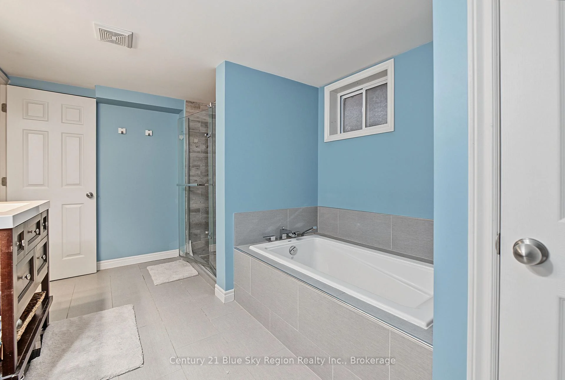 Photo 68 of 267 Barber Avenue, North Bay, Birchaven — HOMEH
