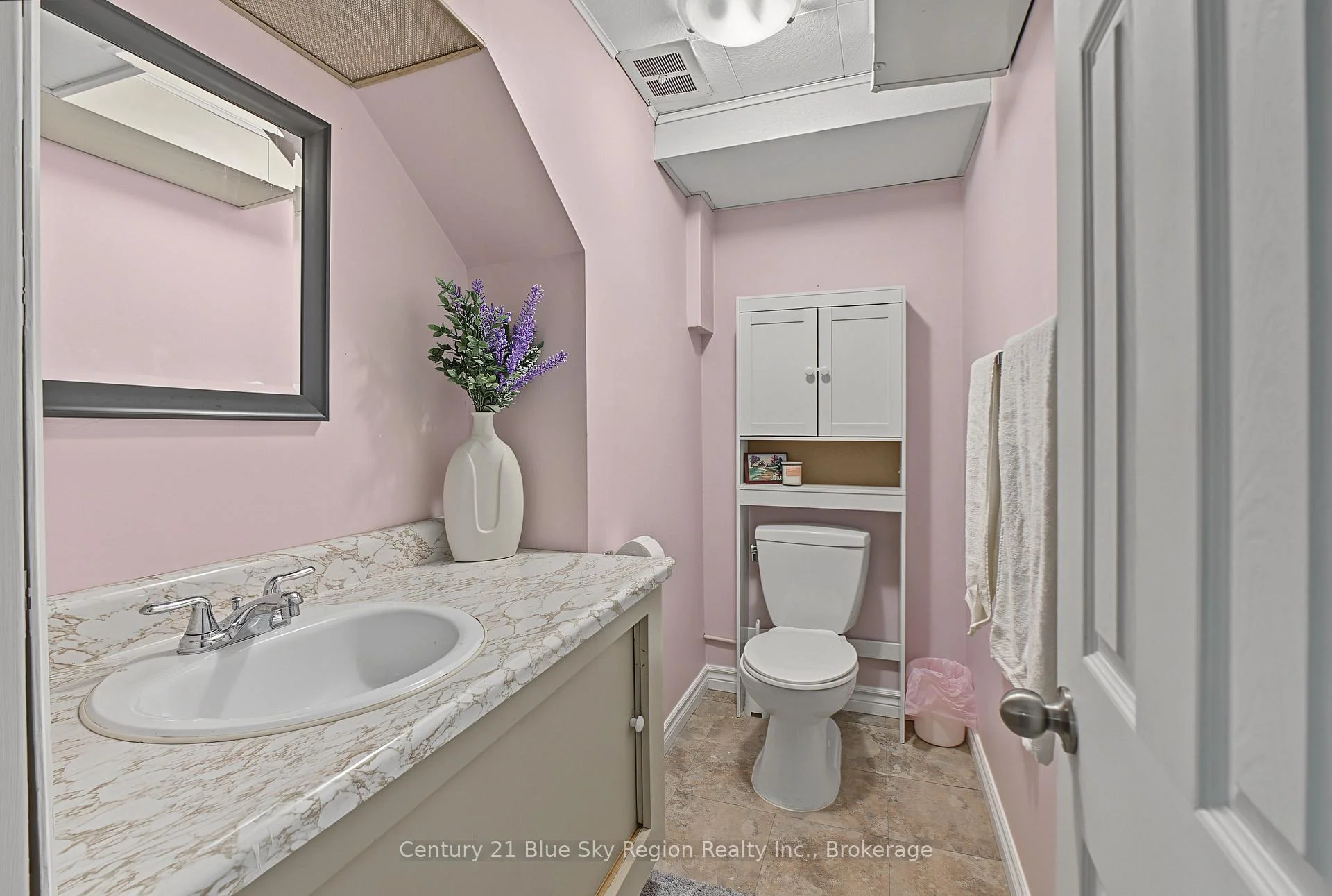 Photo 72 of 267 Barber Avenue, North Bay, Birchaven — HOMEH