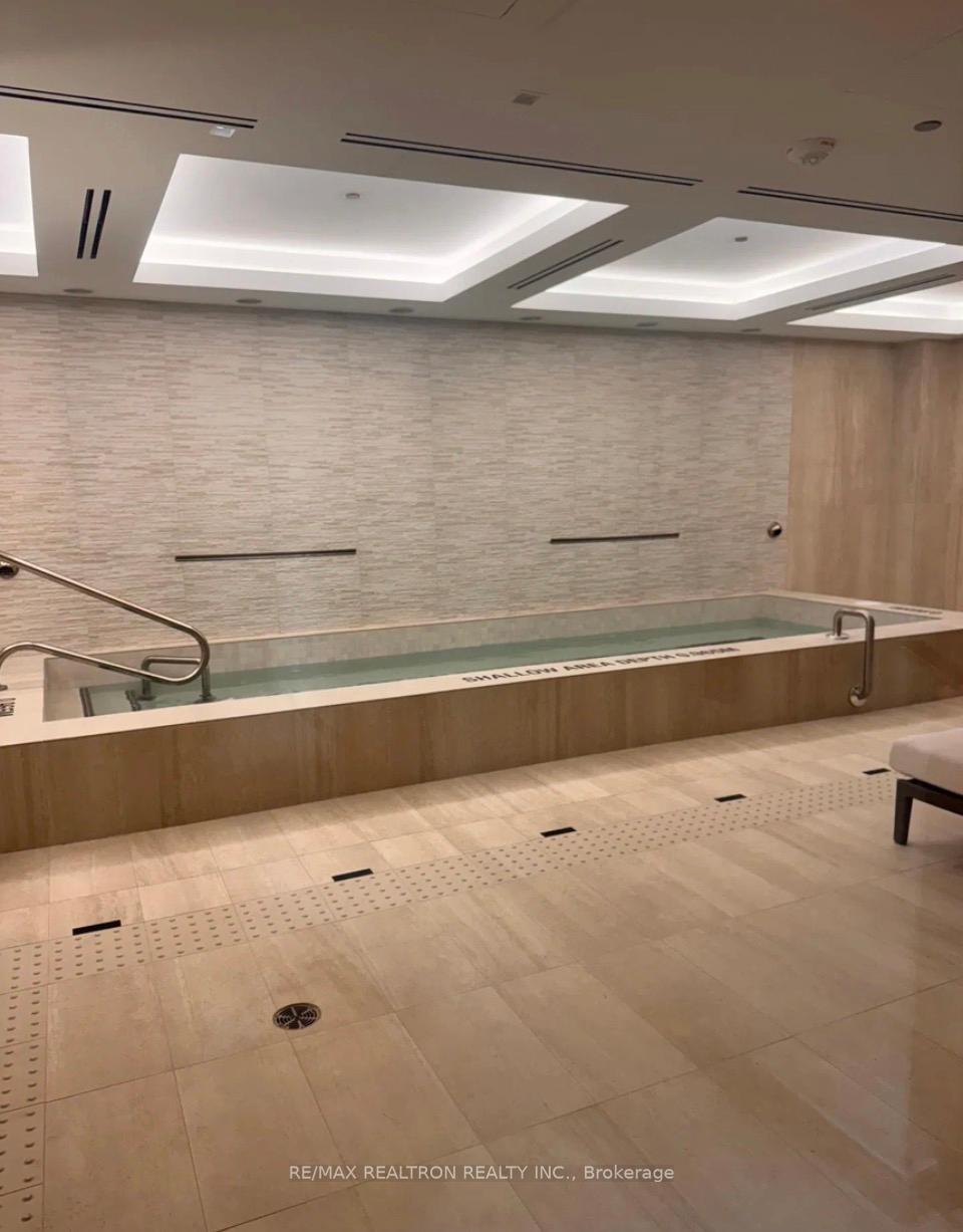 Photo 15 of Unit 1008, 117 Broadway Avenue, Toronto, Mount Pleasant West — HOMEH