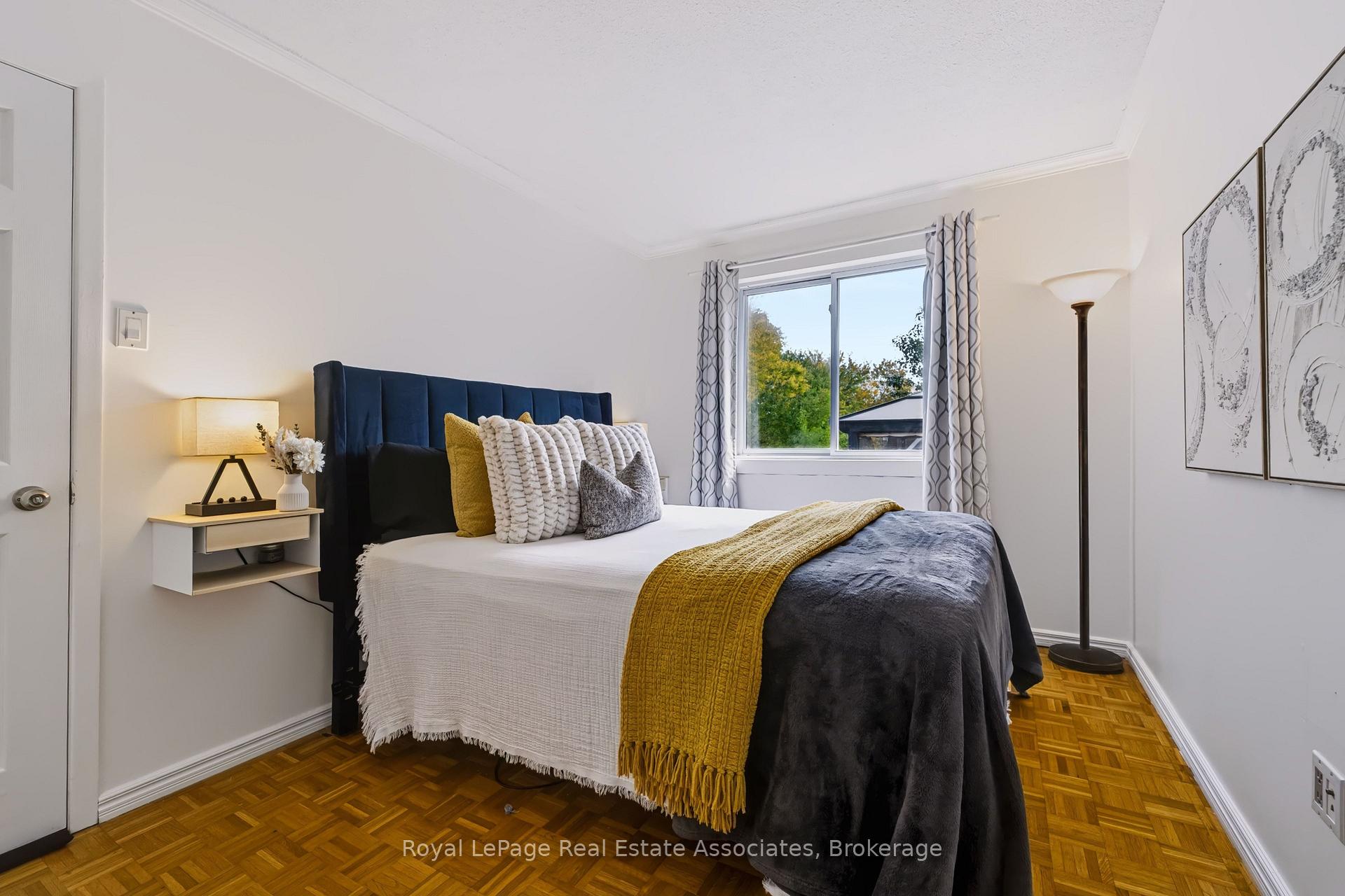 Photo 23 of 829 Willow Avenue, Milton, Dorset Park — HOMEH
