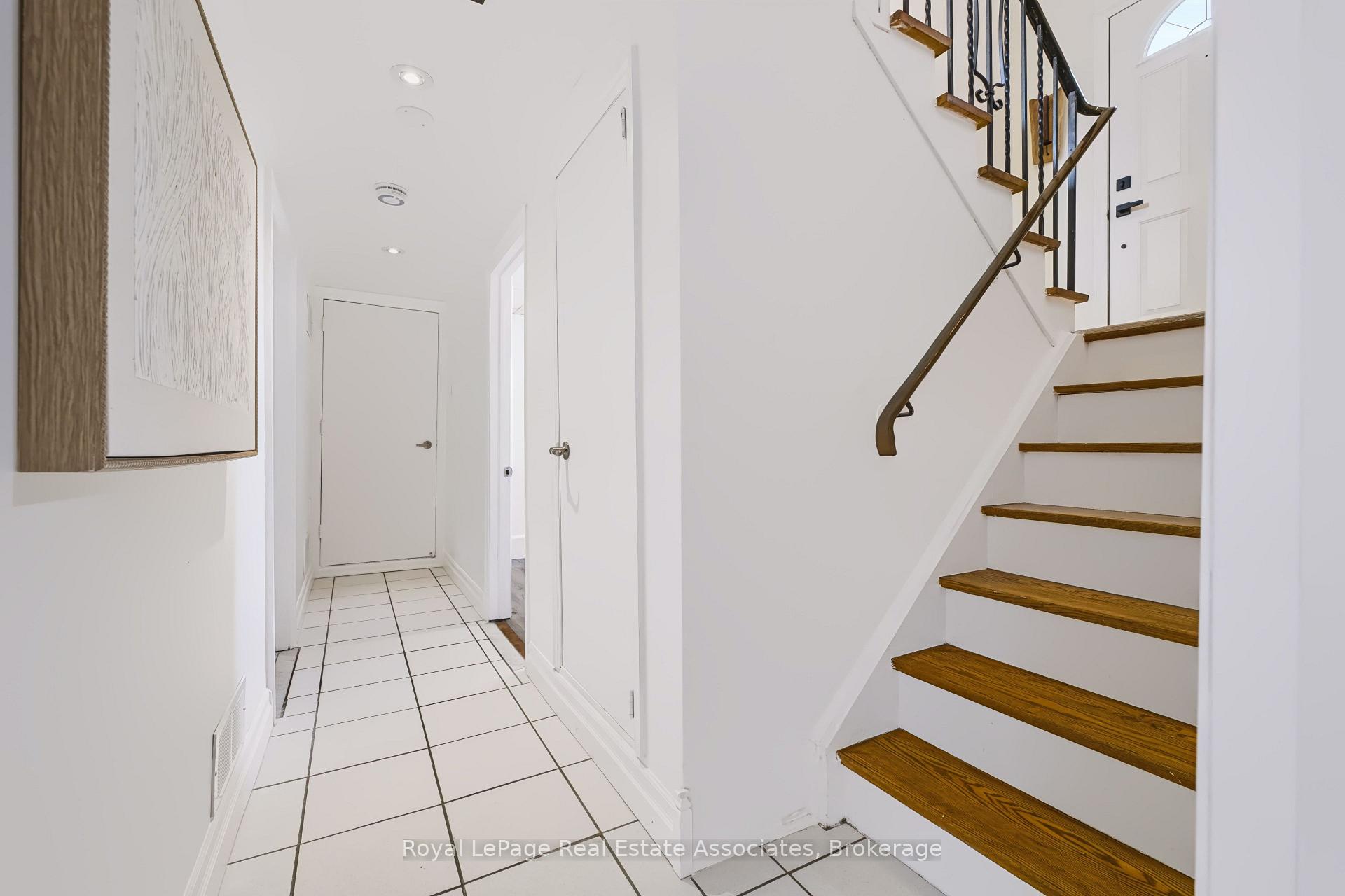 Photo 28 of 829 Willow Avenue, Milton, Dorset Park — HOMEH