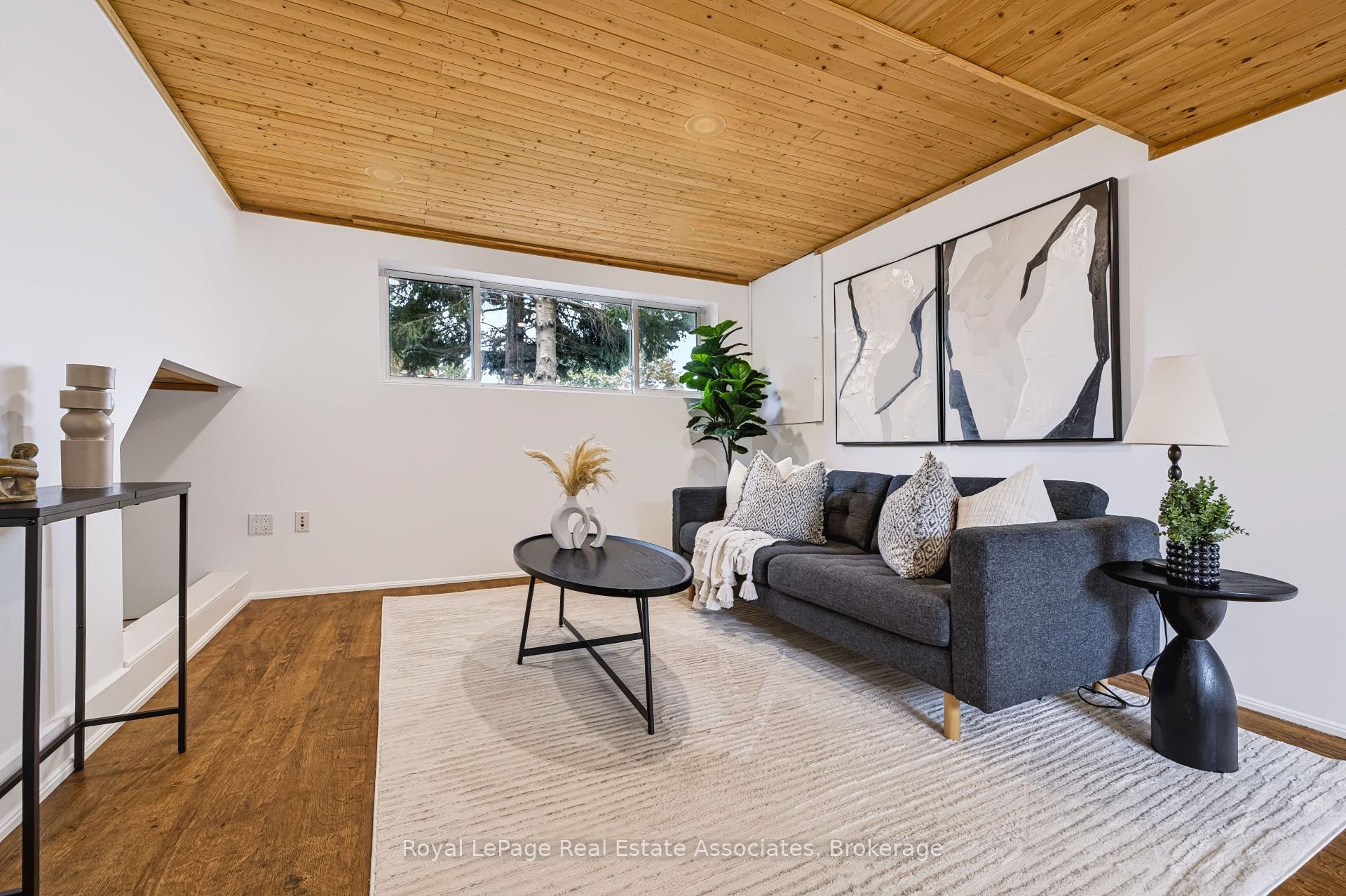 Photo 30 of 829 Willow Avenue, Milton, Dorset Park — HOMEH