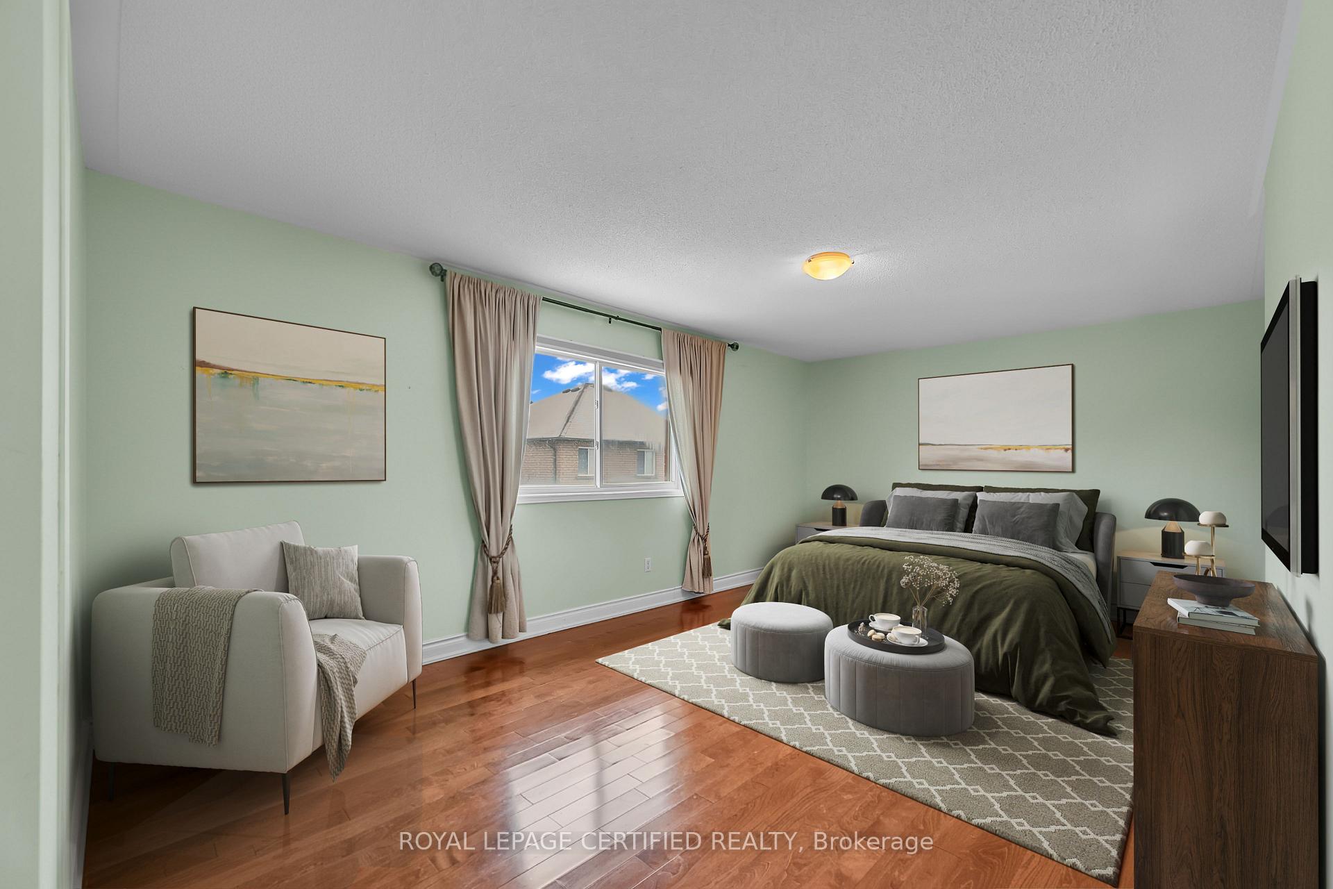 Photo 15 of 17 Chestermere Crescent, Brampton, Fletcher's Meadow — HOMEH