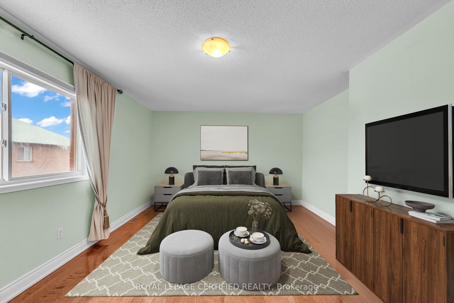 Photo 17 of 17 Chestermere Crescent, Brampton, Fletcher's Meadow — HOMEH