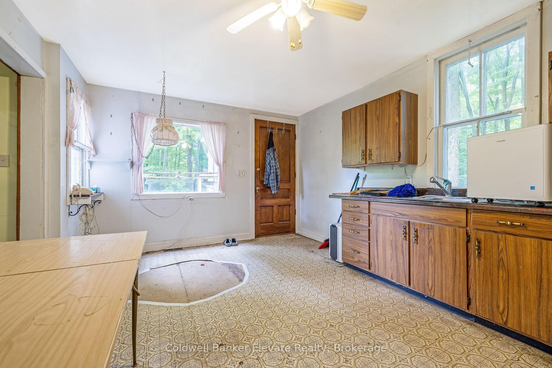 Photo 21 of 2529 Campbellville Road, Milton, Campbellville — HOMEH