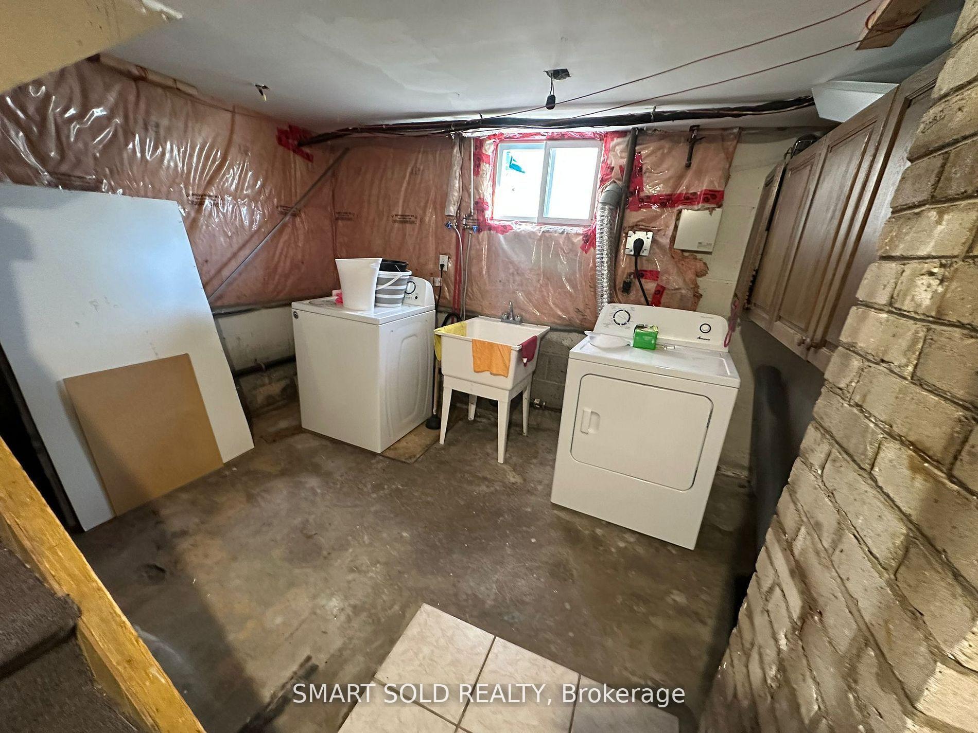 Photo 6 of 41 Maybourne (Basement) Avenue, Scarborough, Clairlea-Birchmount — HOMEH