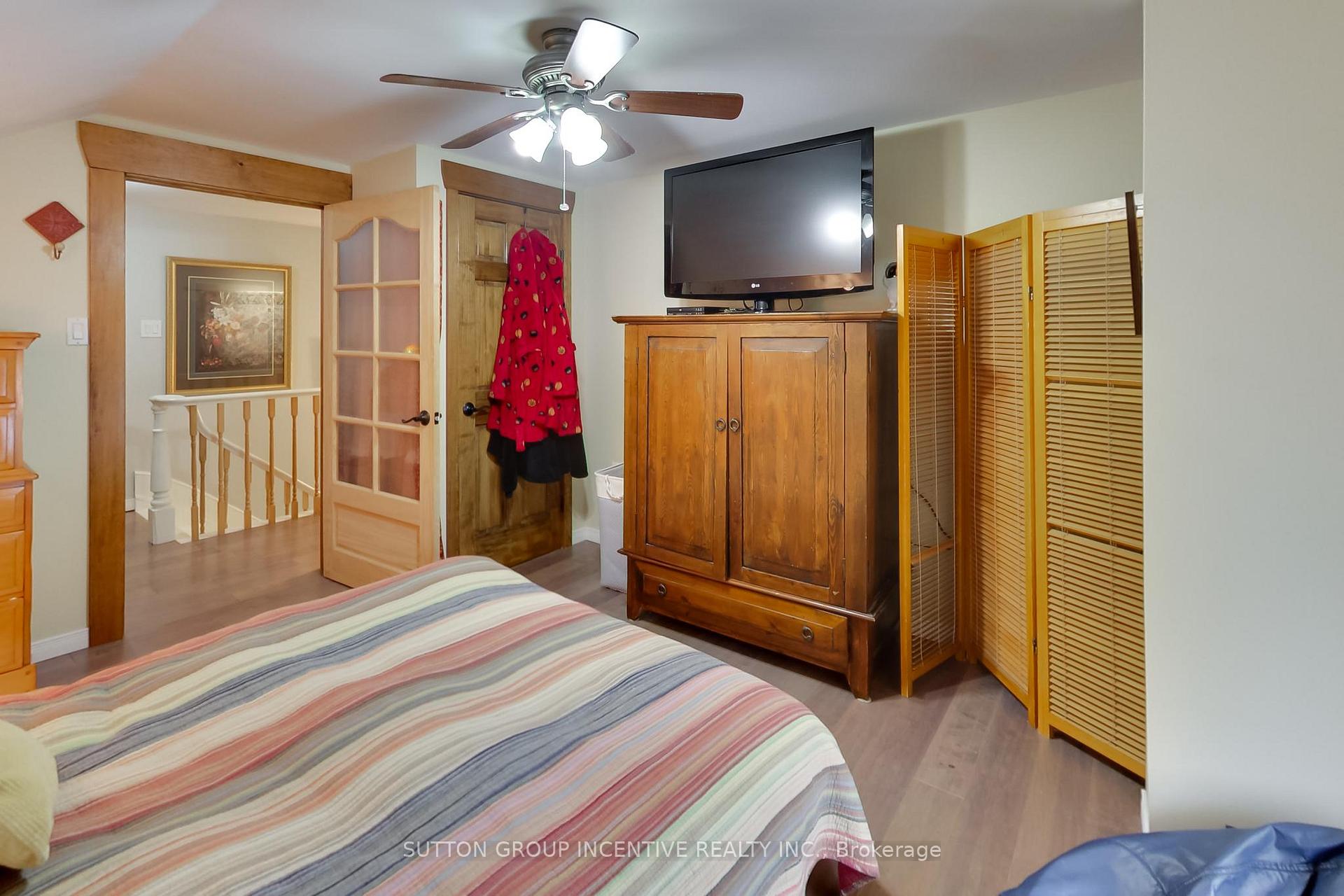 Photo 21 of 1724 Penetanguishe Road, Springwater, Rural Springwater — HOMEH