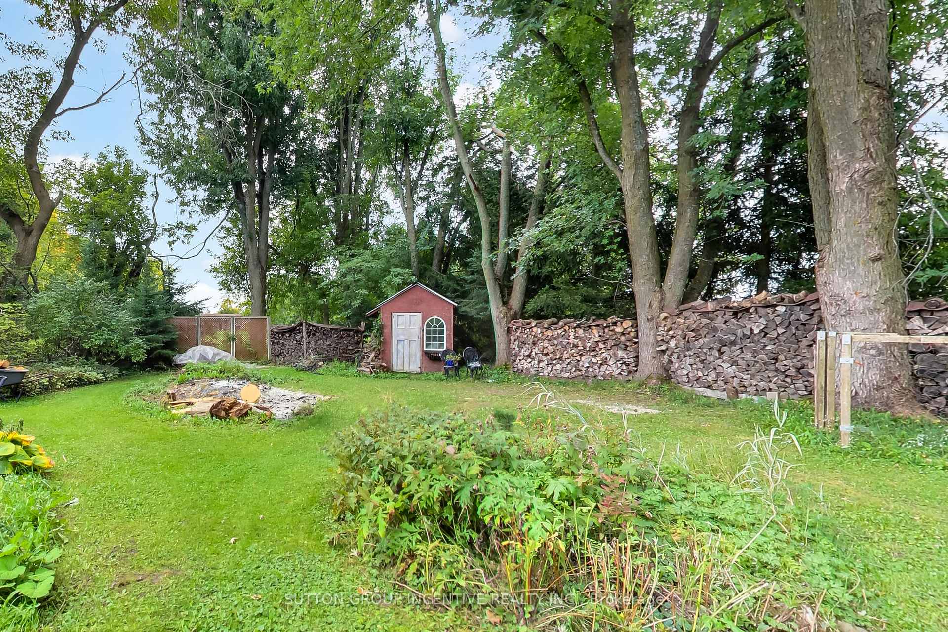 Photo 32 of 1724 Penetanguishe Road, Springwater, Rural Springwater — HOMEH