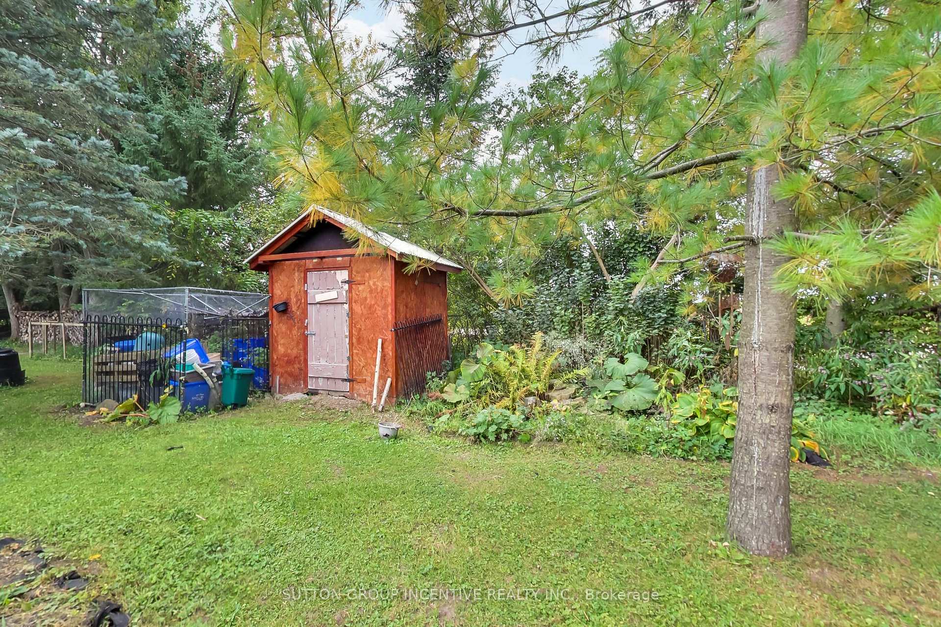 Photo 33 of 1724 Penetanguishe Road, Springwater, Rural Springwater — HOMEH