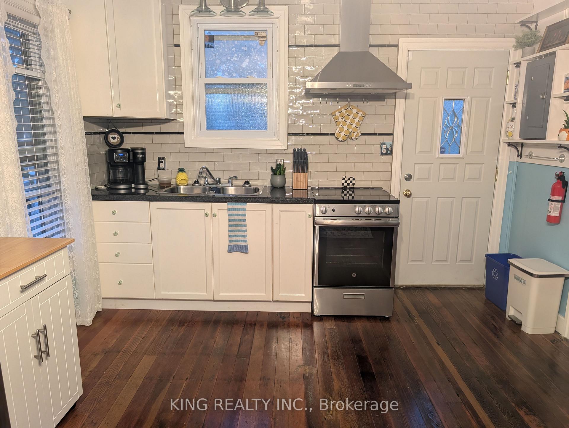 Photo 4 of 42 Pulley Road, Leamington — HOMEH
