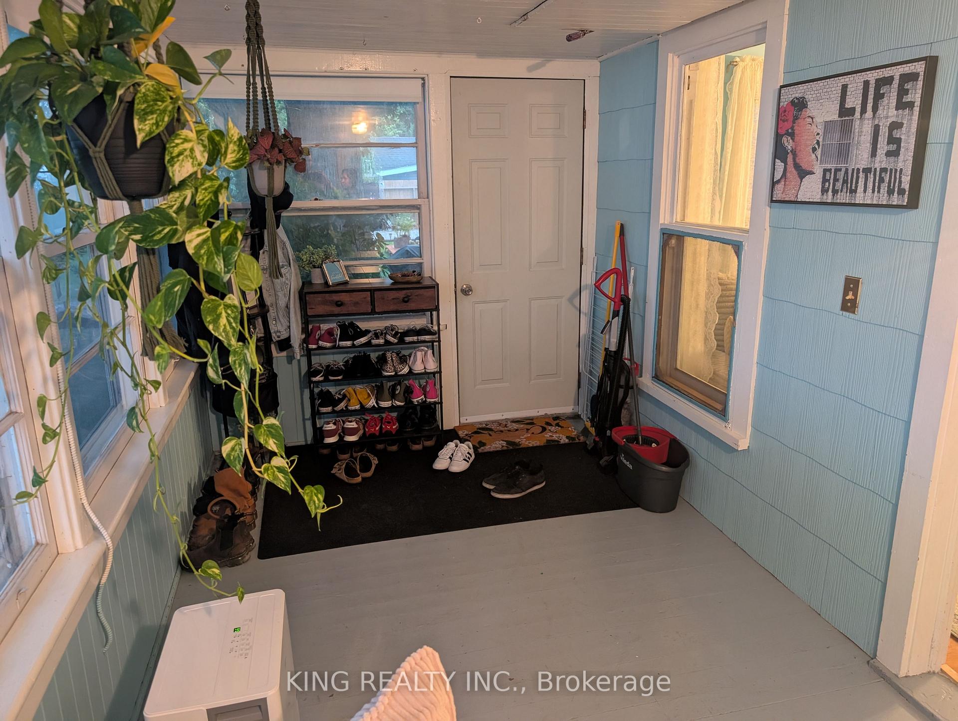 Photo 12 of 42 Pulley Road, Leamington — HOMEH
