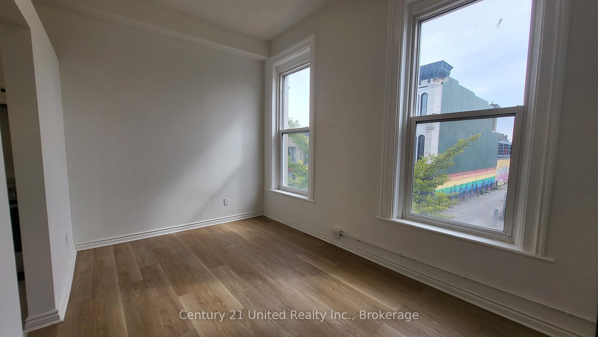Photo 5 of Unit 11, 172.5 Hunter Street W, Peterborough, Town Ward 3 — HOMEH