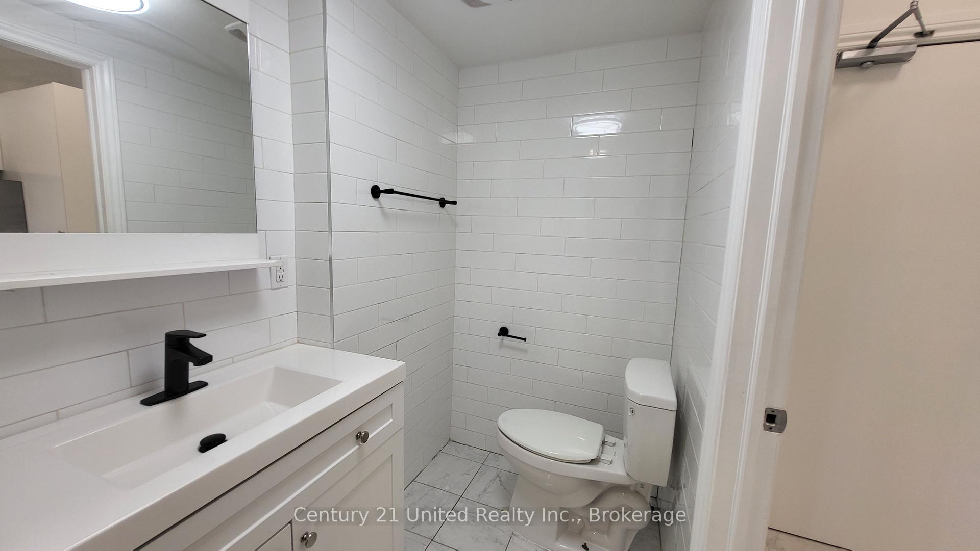 Photo 8 of Unit 11, 172.5 Hunter Street W, Peterborough, Town Ward 3 — HOMEH