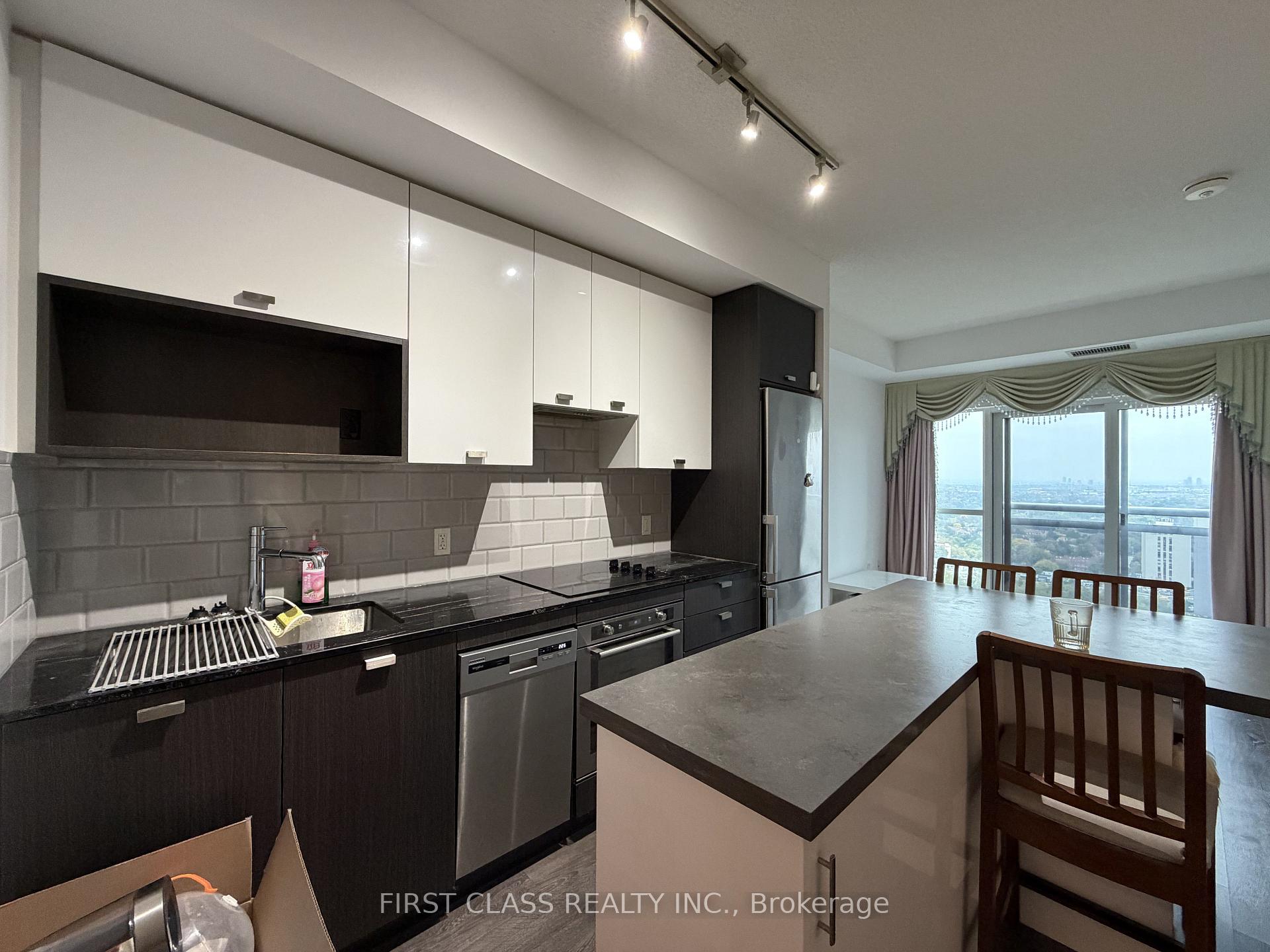 Front of Unit 2918, 275 Village Green Square