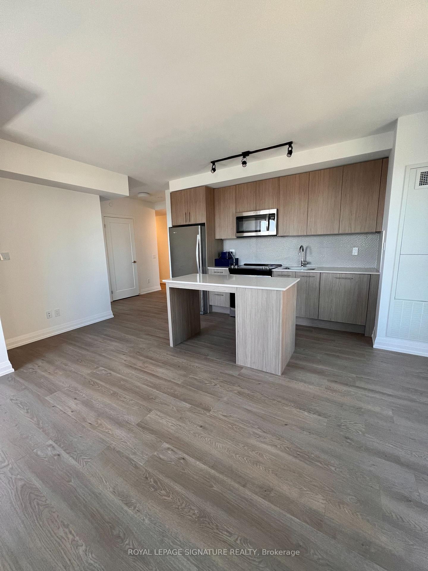 Photo 3 of Unit 1707, 286 Main Street, Toronto, East End-Danforth — HOMEH