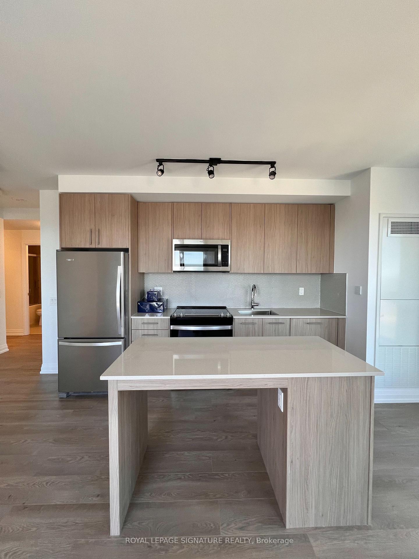 Photo 4 of Unit 1707, 286 Main Street, Toronto, East End-Danforth — HOMEH
