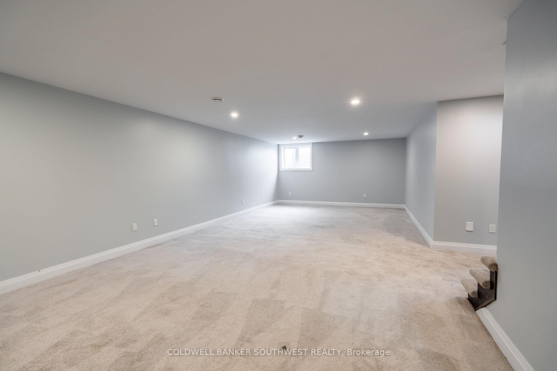 Photo 22 of 709 Ferdinands Crescent, Sarnia — HOMEH