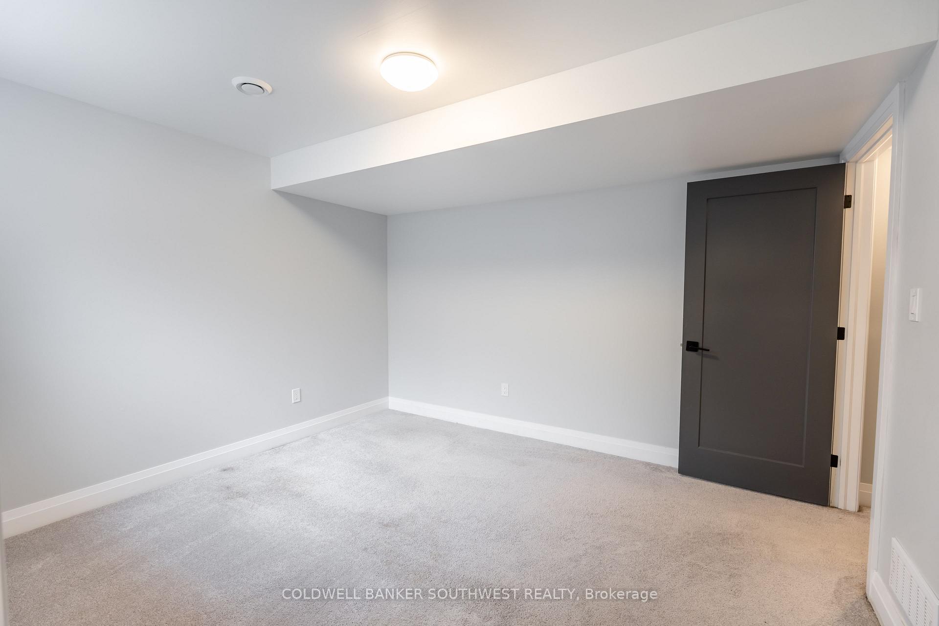 Photo 26 of 709 Ferdinands Crescent, Sarnia — HOMEH