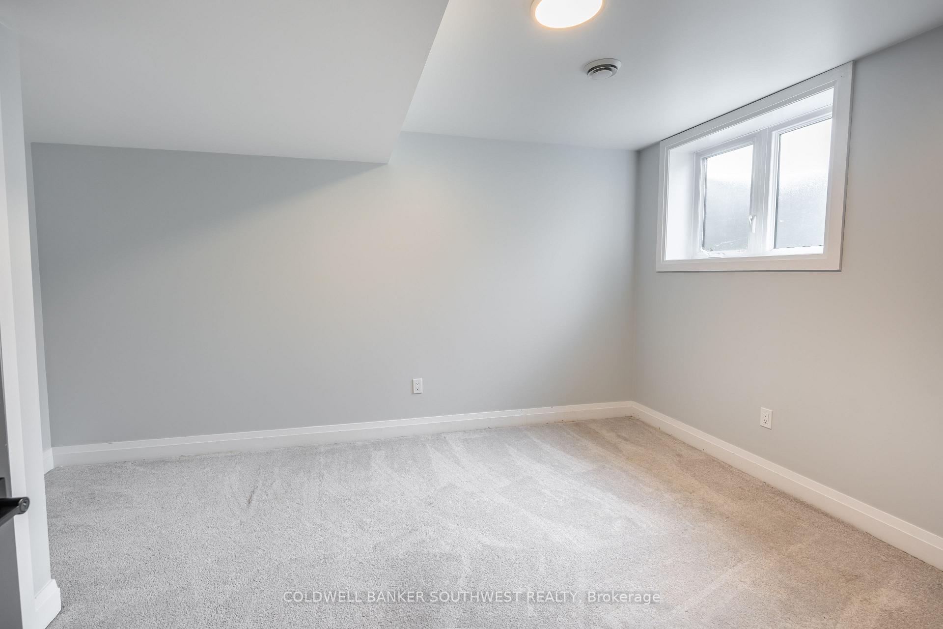 Photo 27 of 709 Ferdinands Crescent, Sarnia — HOMEH