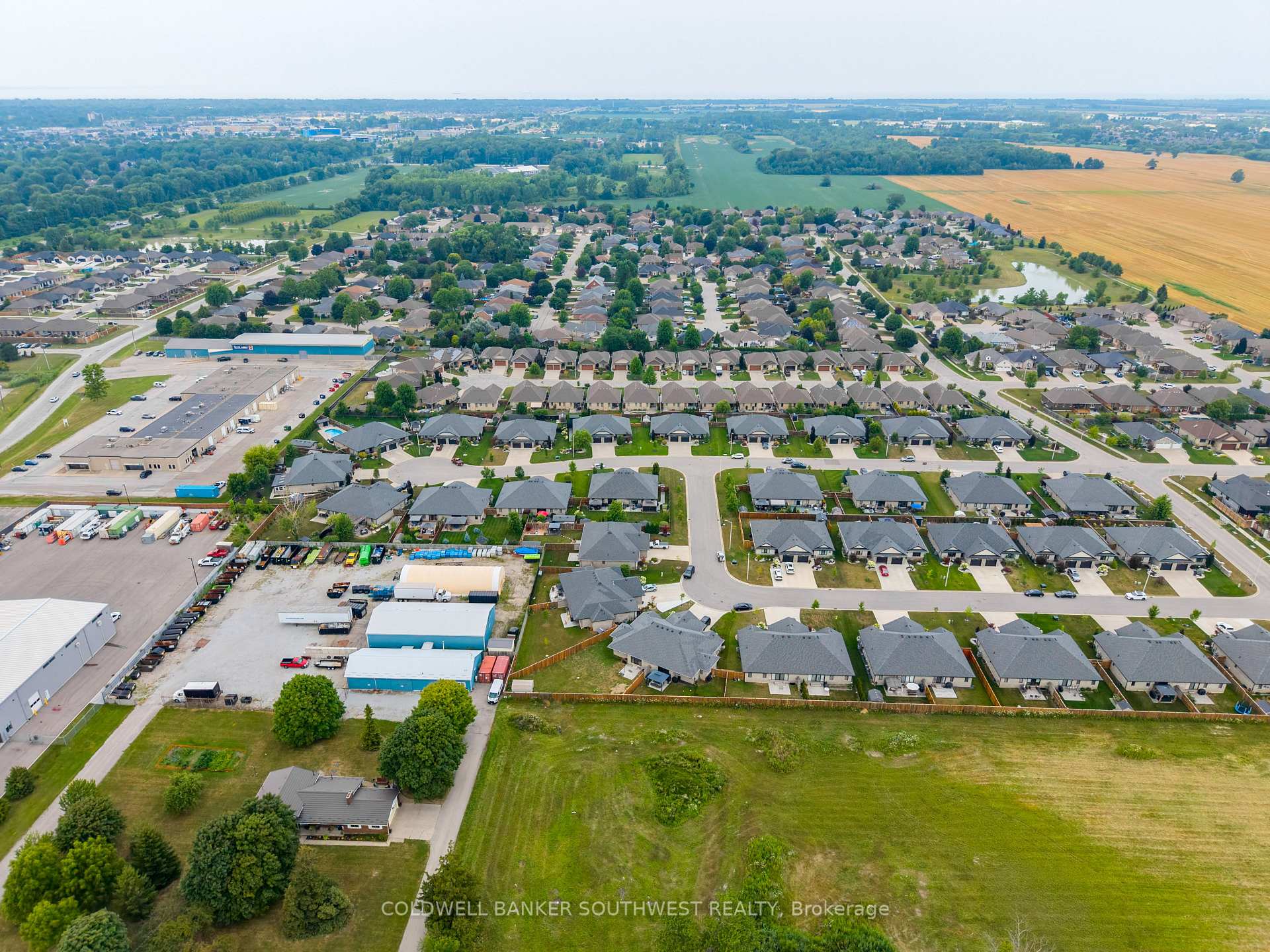 Photo 44 of 709 Ferdinands Crescent, Sarnia — HOMEH