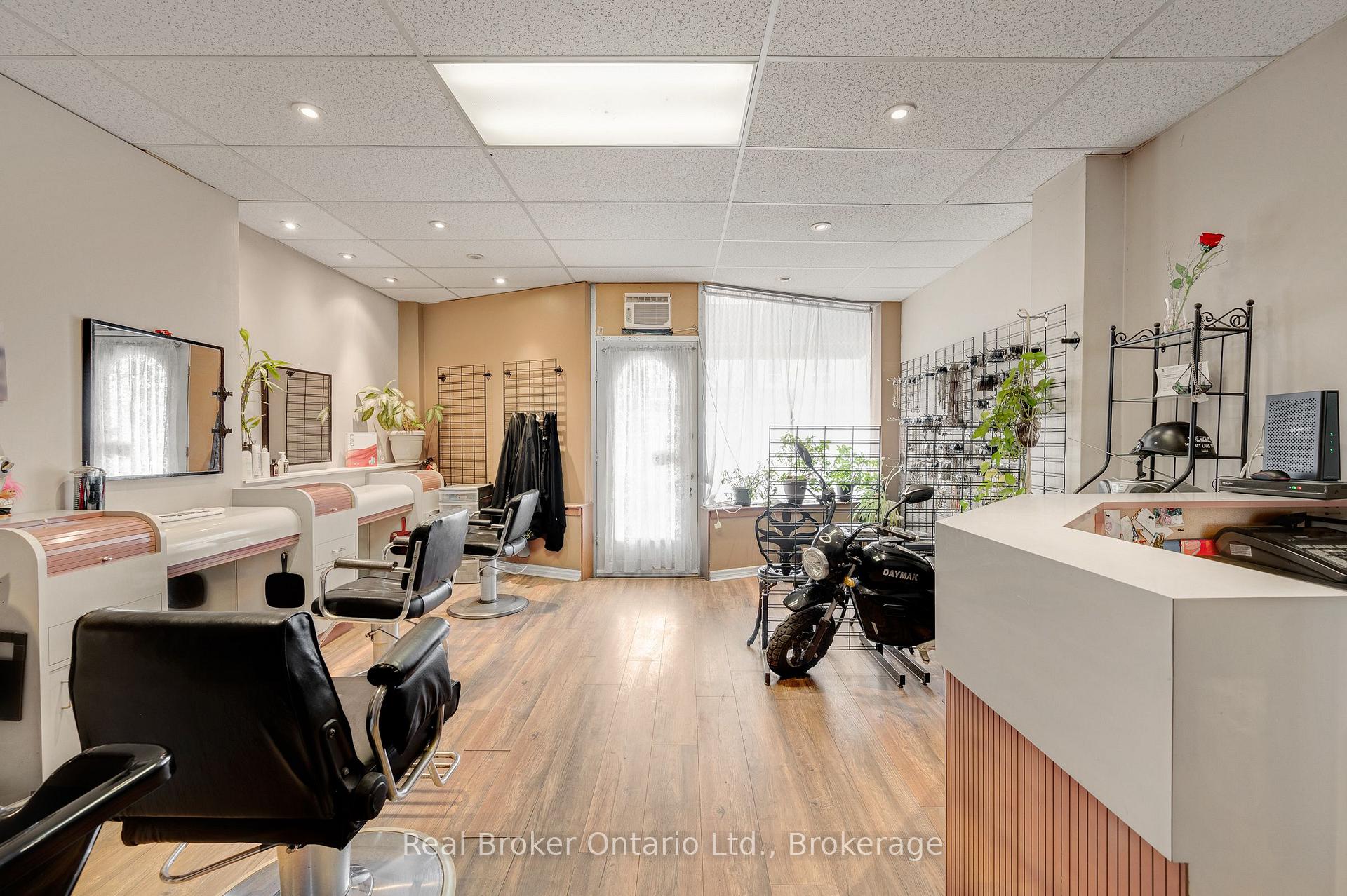 Photo 3 of 466 Cannon Street E, Hamilton, Gibson — HOMEH