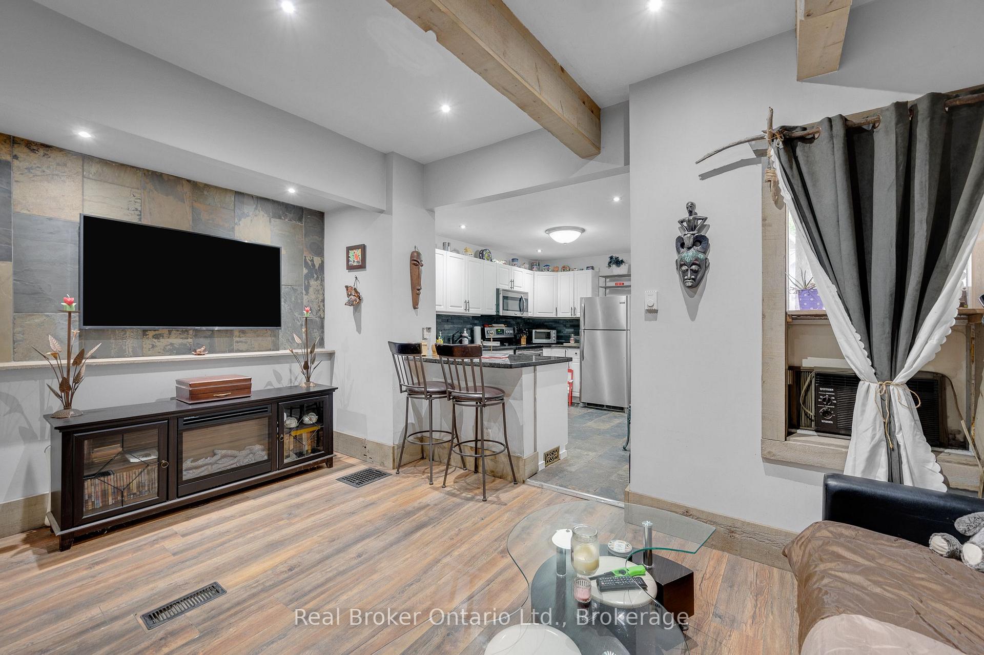 Photo 10 of 466 Cannon Street E, Hamilton, Gibson — HOMEH