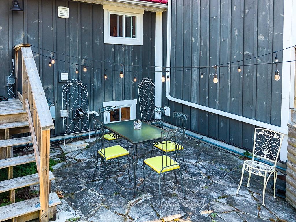 Photo 27 of 190 Lakeshore Road E, Blue Mountains — HOMEH