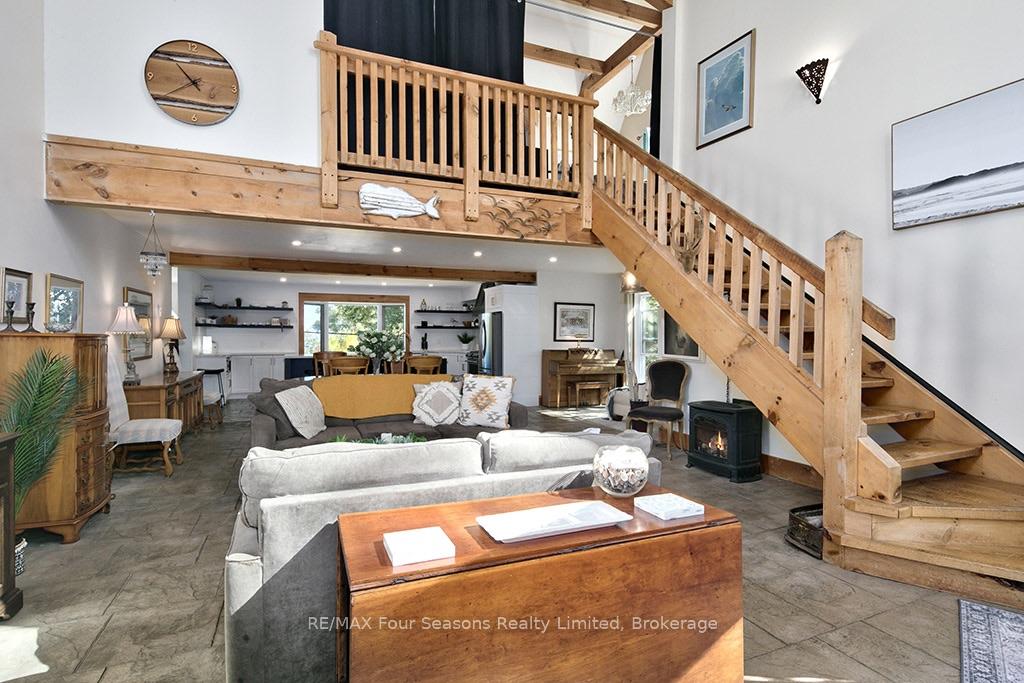 Photo 29 of 190 Lakeshore Road E, Blue Mountains — HOMEH
