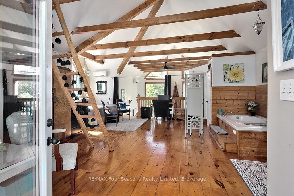Photo 39 of 190 Lakeshore Road E, Blue Mountains — HOMEH