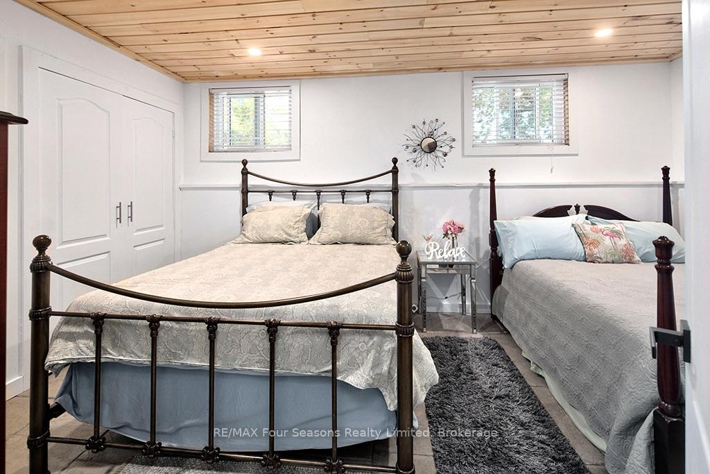 Photo 48 of 190 Lakeshore Road E, Blue Mountains — HOMEH