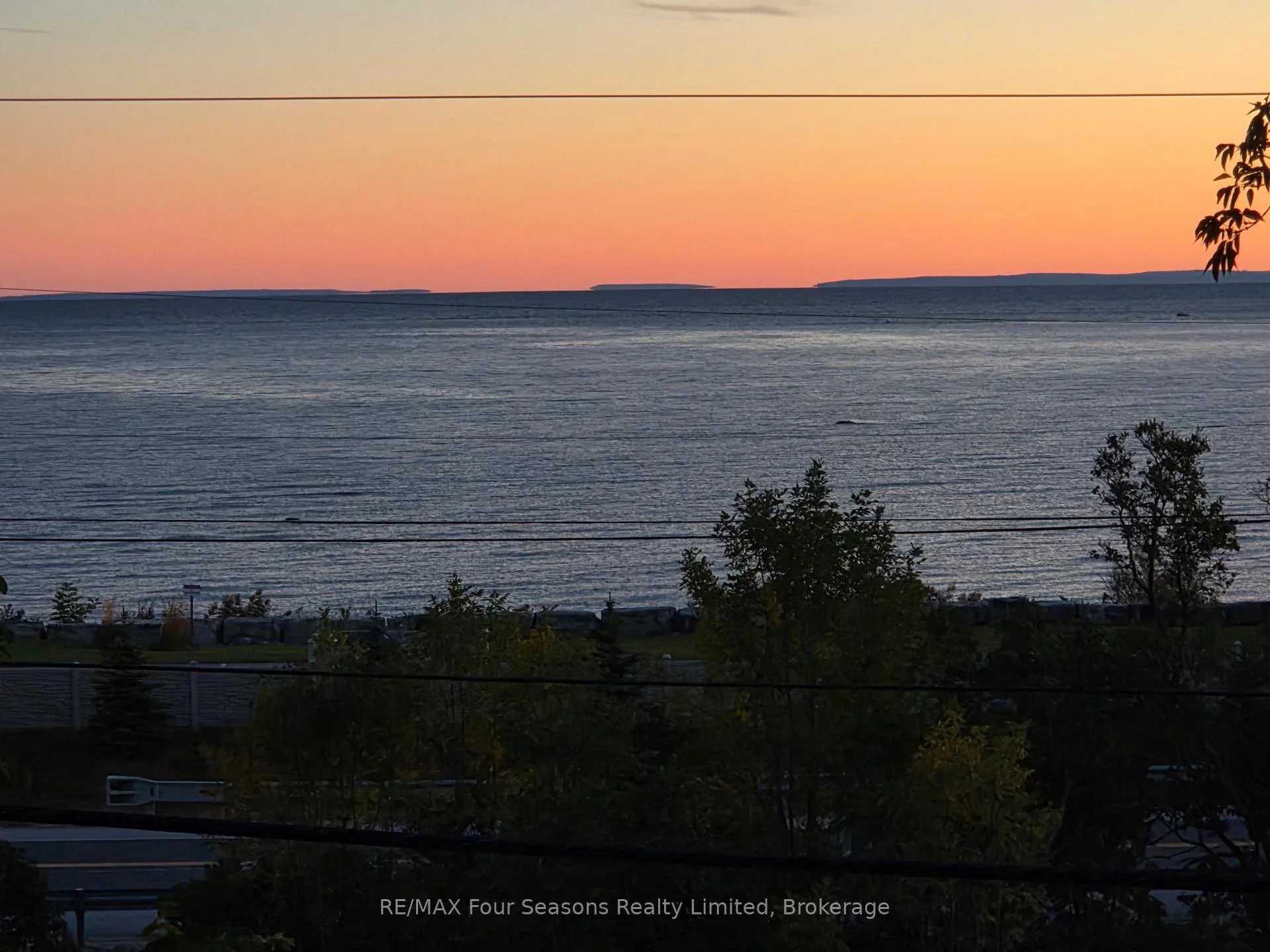 Photo 37 of 190 Lakeshore Road E, Blue Mountains — HOMEH