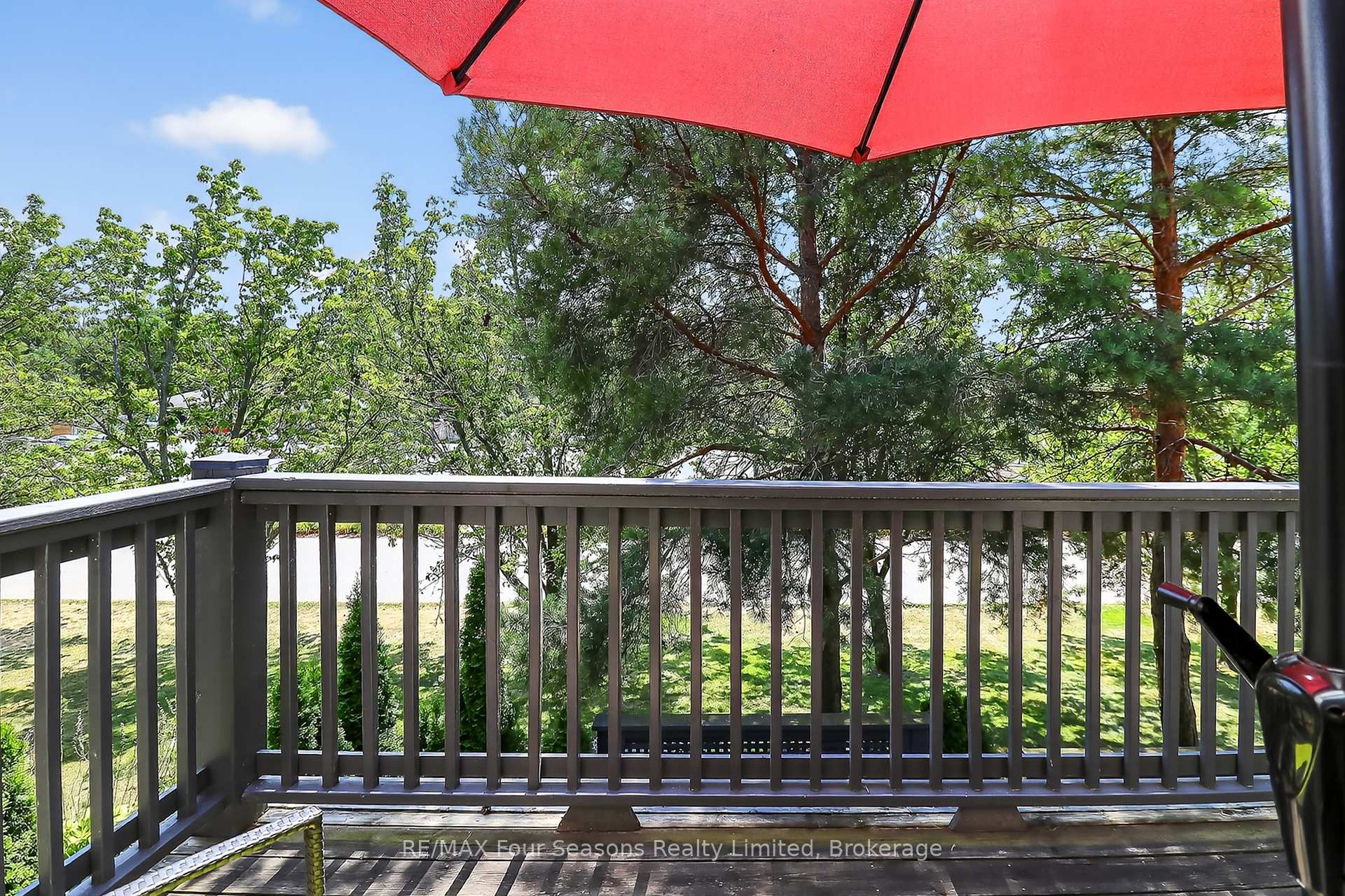 Photo 4 of 312 Mariners Way, Collingwood — HOMEH