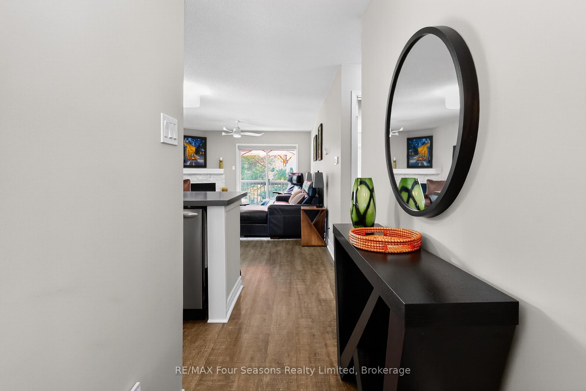 Photo 6 of 312 Mariners Way, Collingwood — HOMEH