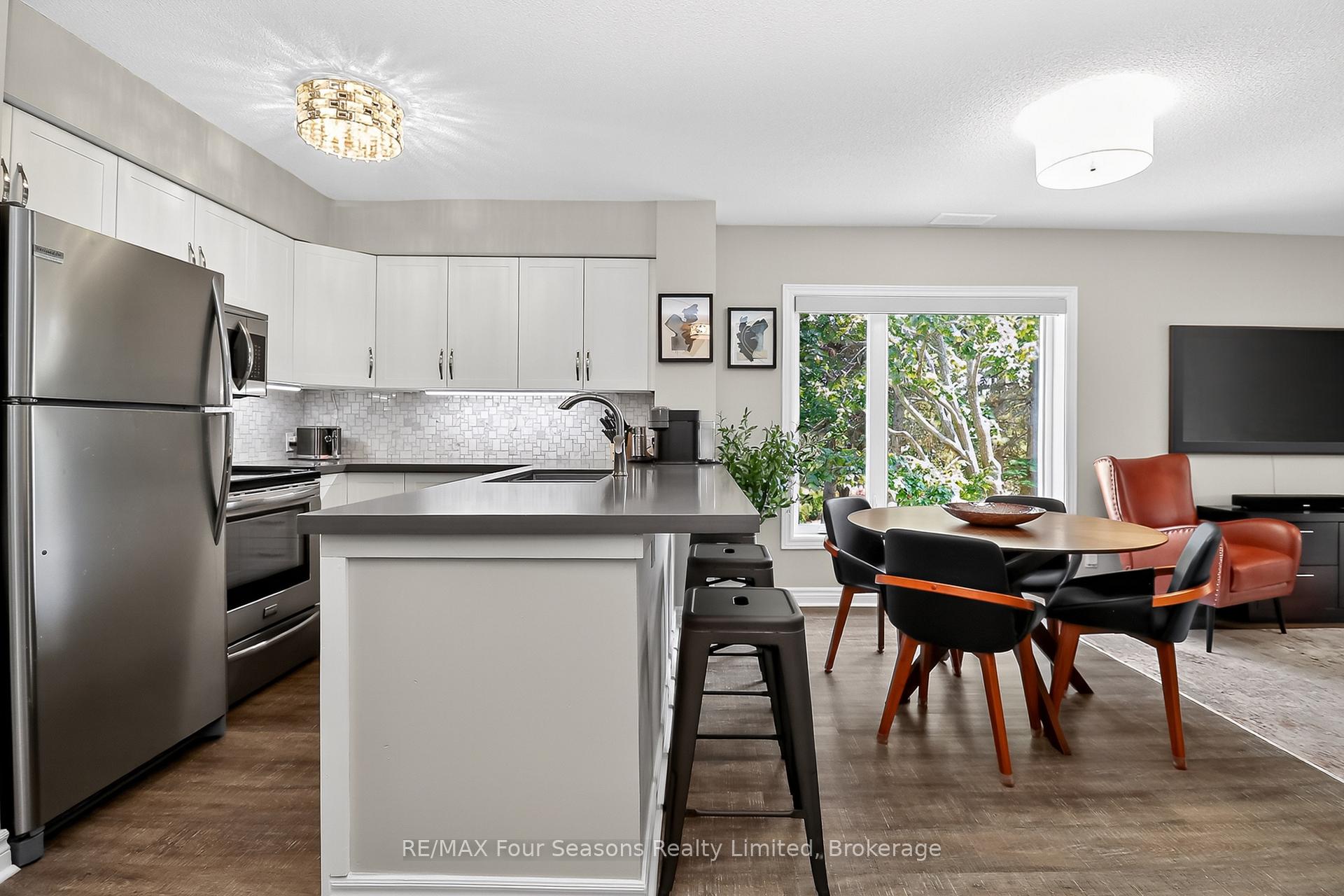 Photo 9 of 312 Mariners Way, Collingwood — HOMEH