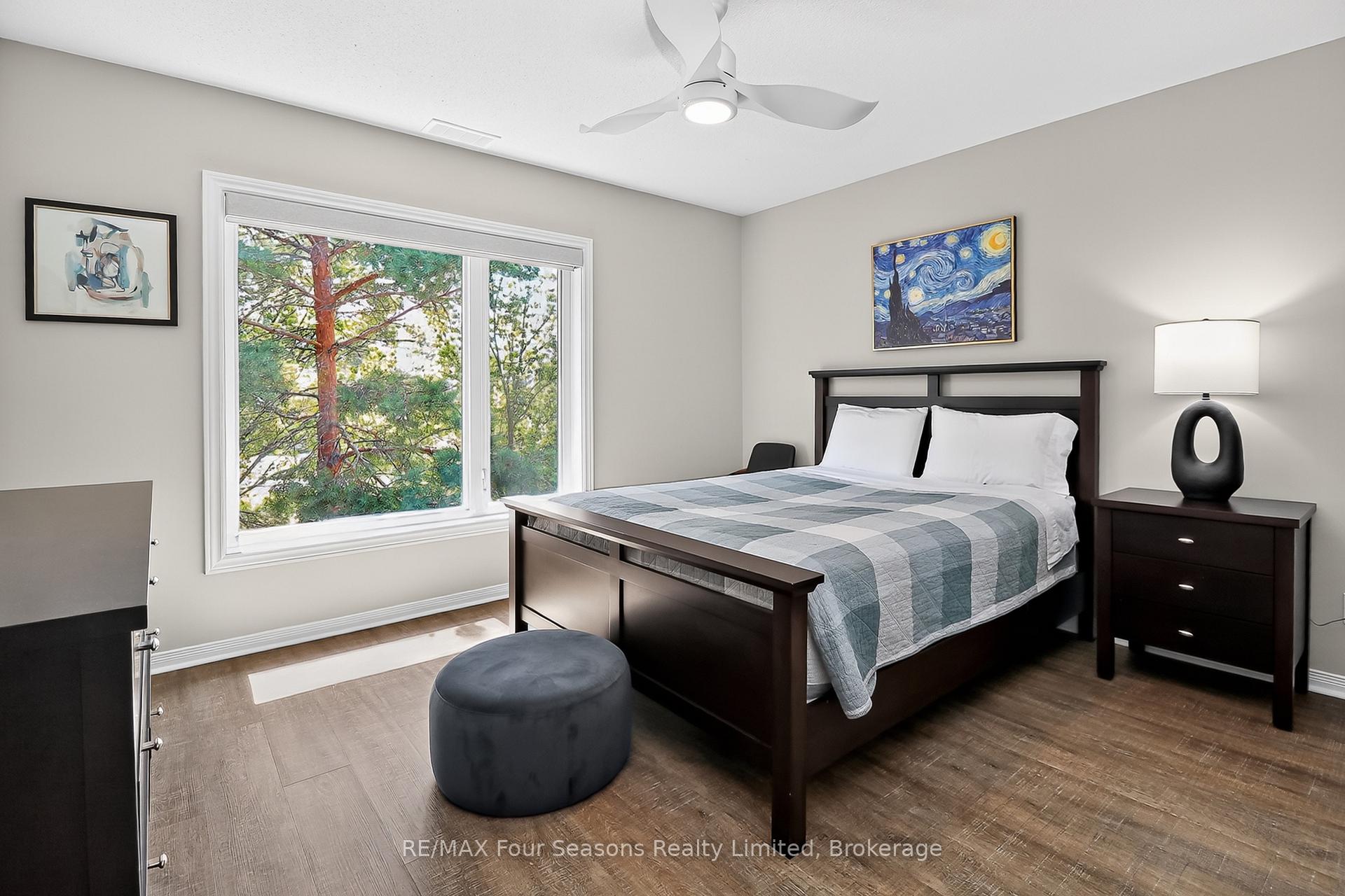 Photo 25 of 312 Mariners Way, Collingwood — HOMEH