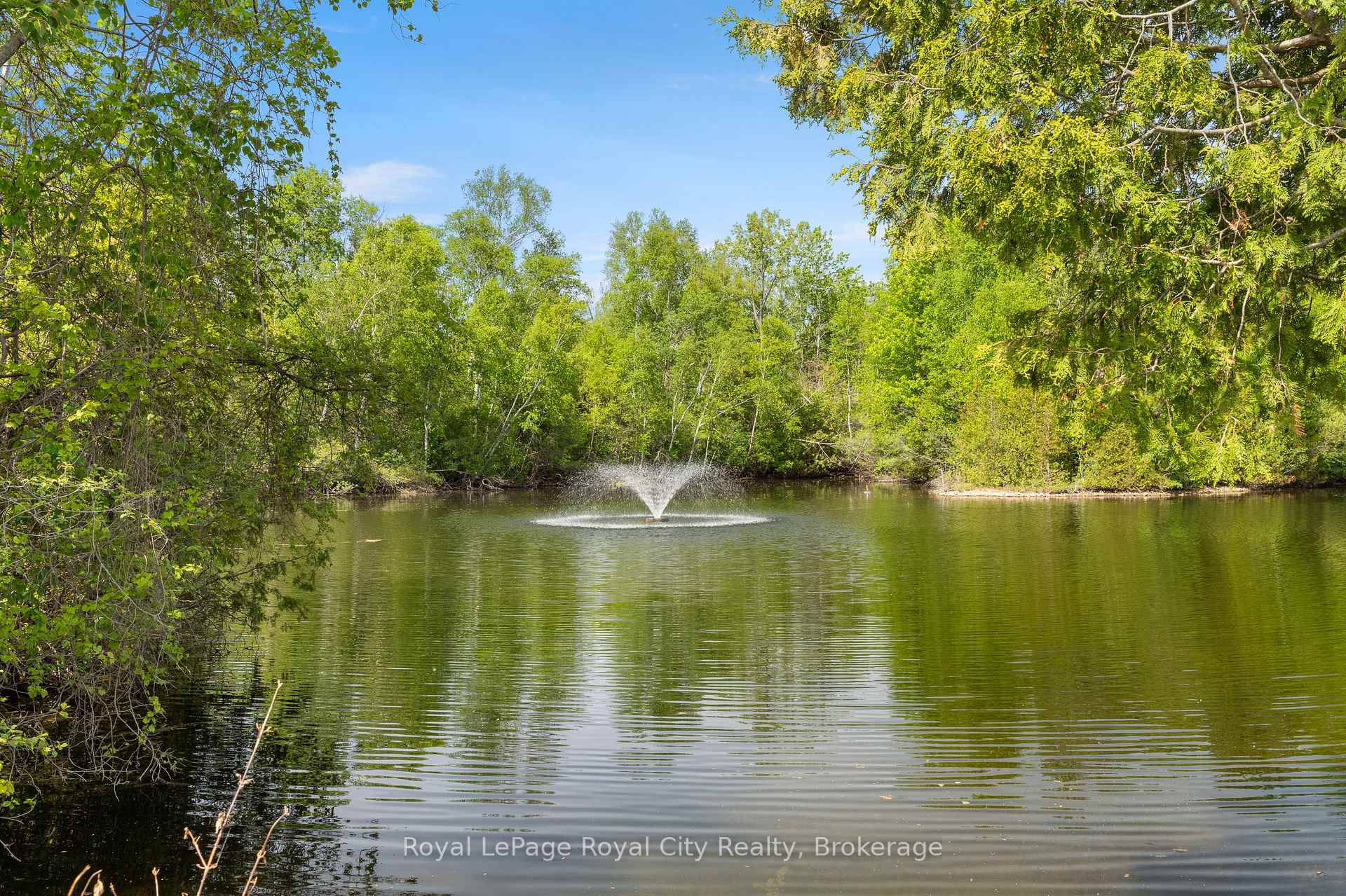 Photo 42 of 2 Pavilion Road, Puslinch, Rural Puslinch East — HOMEH