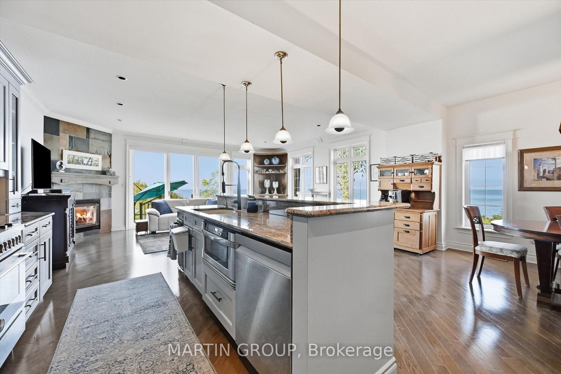 Photo 9 of 29 Considine Avenue, St. Catharines, Port Dalhousie — HOMEH