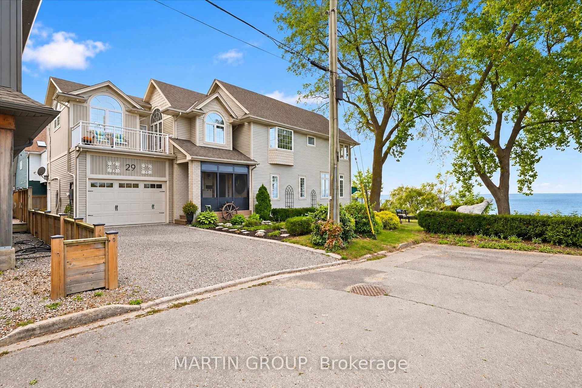 Photo 2 of 29 Considine Avenue, St. Catharines, Port Dalhousie — HOMEH