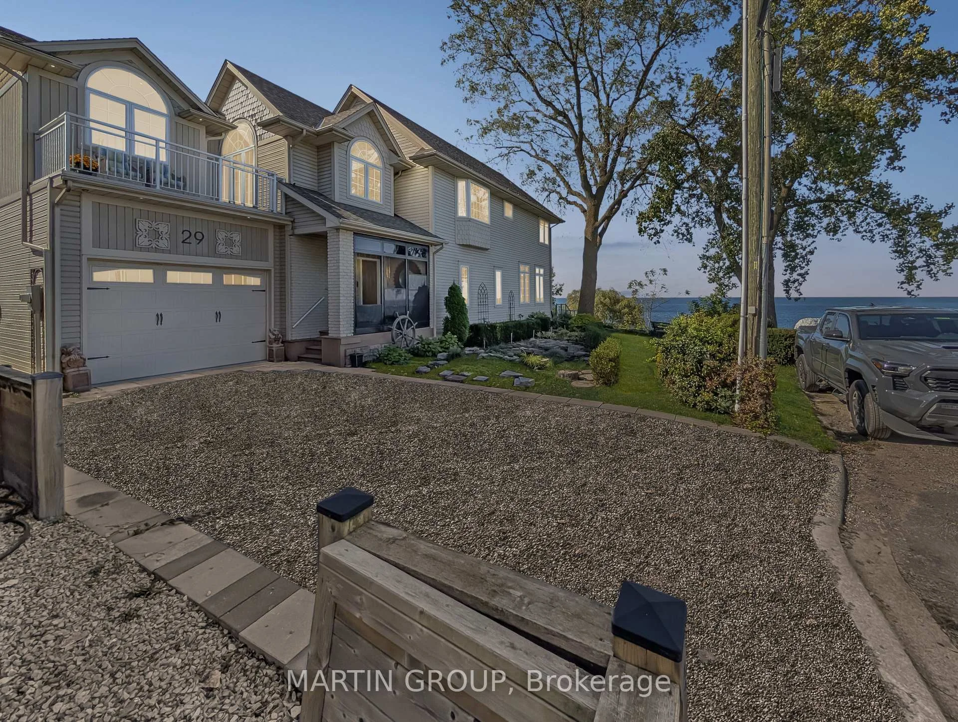 Photo 4 of 29 Considine Avenue, St. Catharines, Port Dalhousie — HOMEH