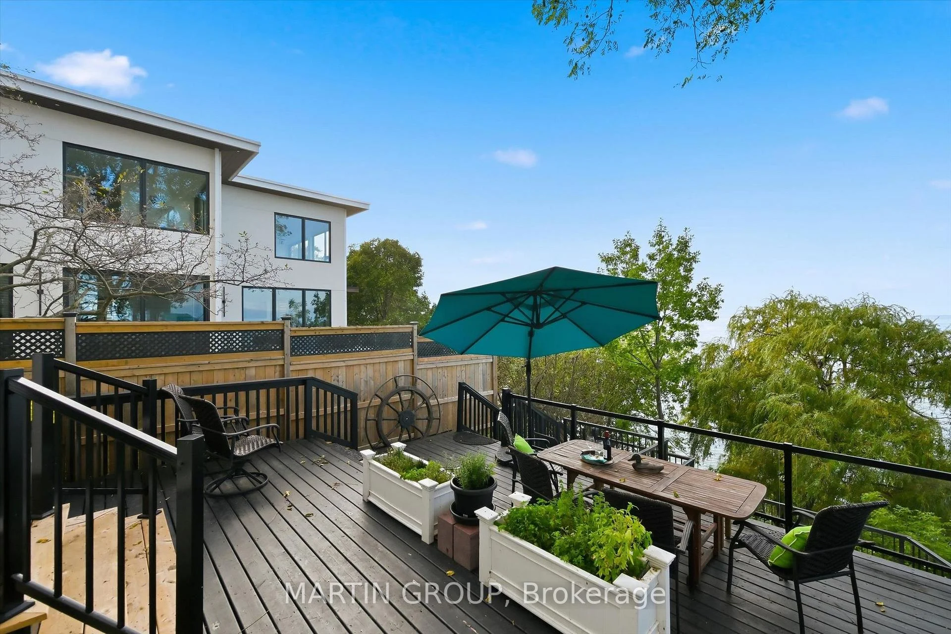 Photo 6 of 29 Considine Avenue, St. Catharines, Port Dalhousie — HOMEH