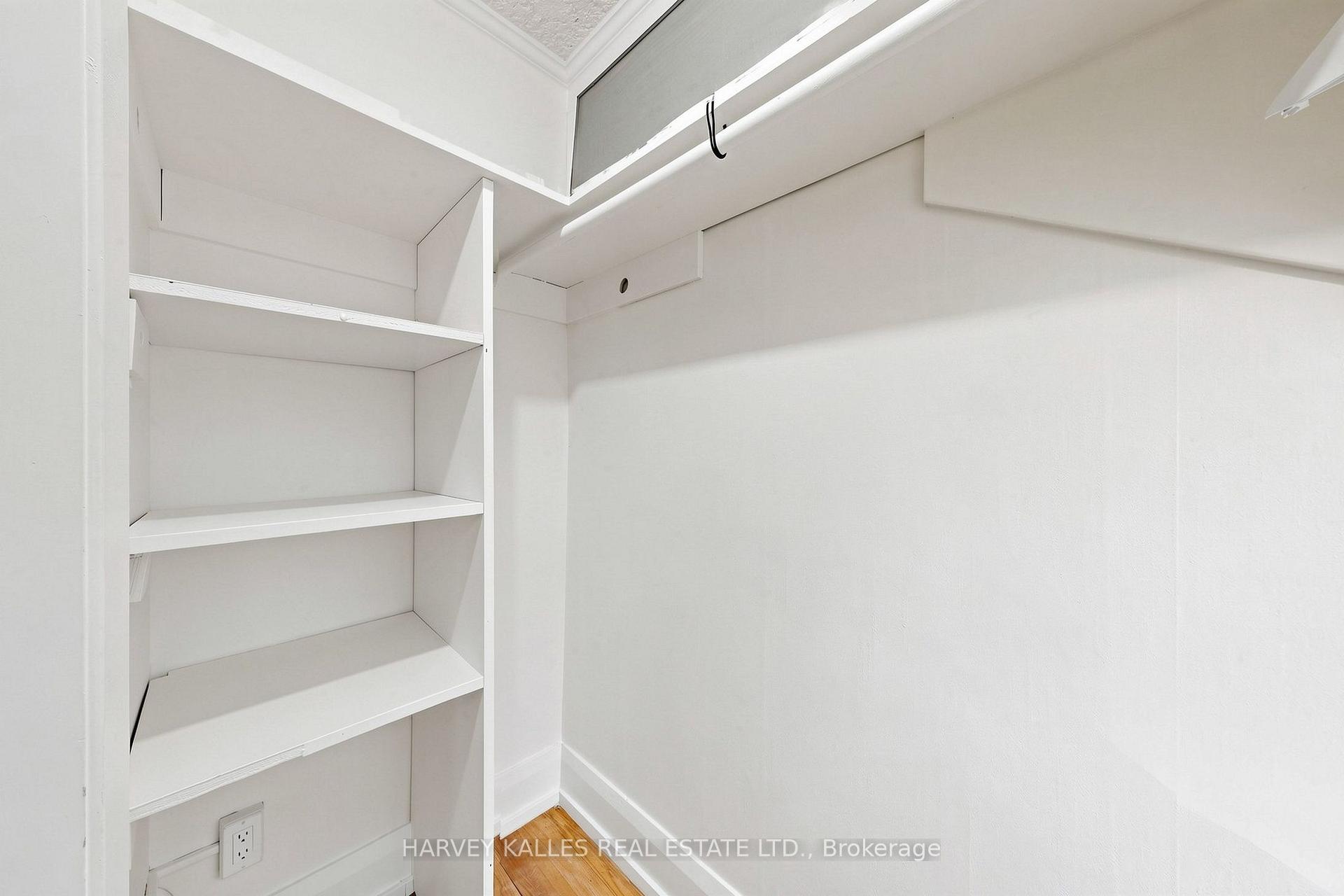 Photo 12 of Unit North 2nd, 163 Highbourne Road N, Toronto, Yonge-Eglinton — HOMEH